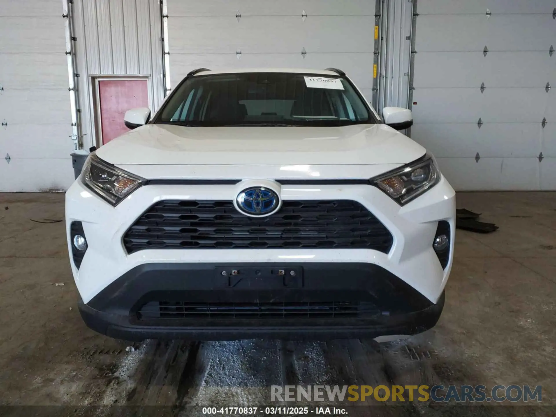 12 Photograph of a damaged car 4T3RWRFV2MU040854 TOYOTA RAV4 HYBRID 2021