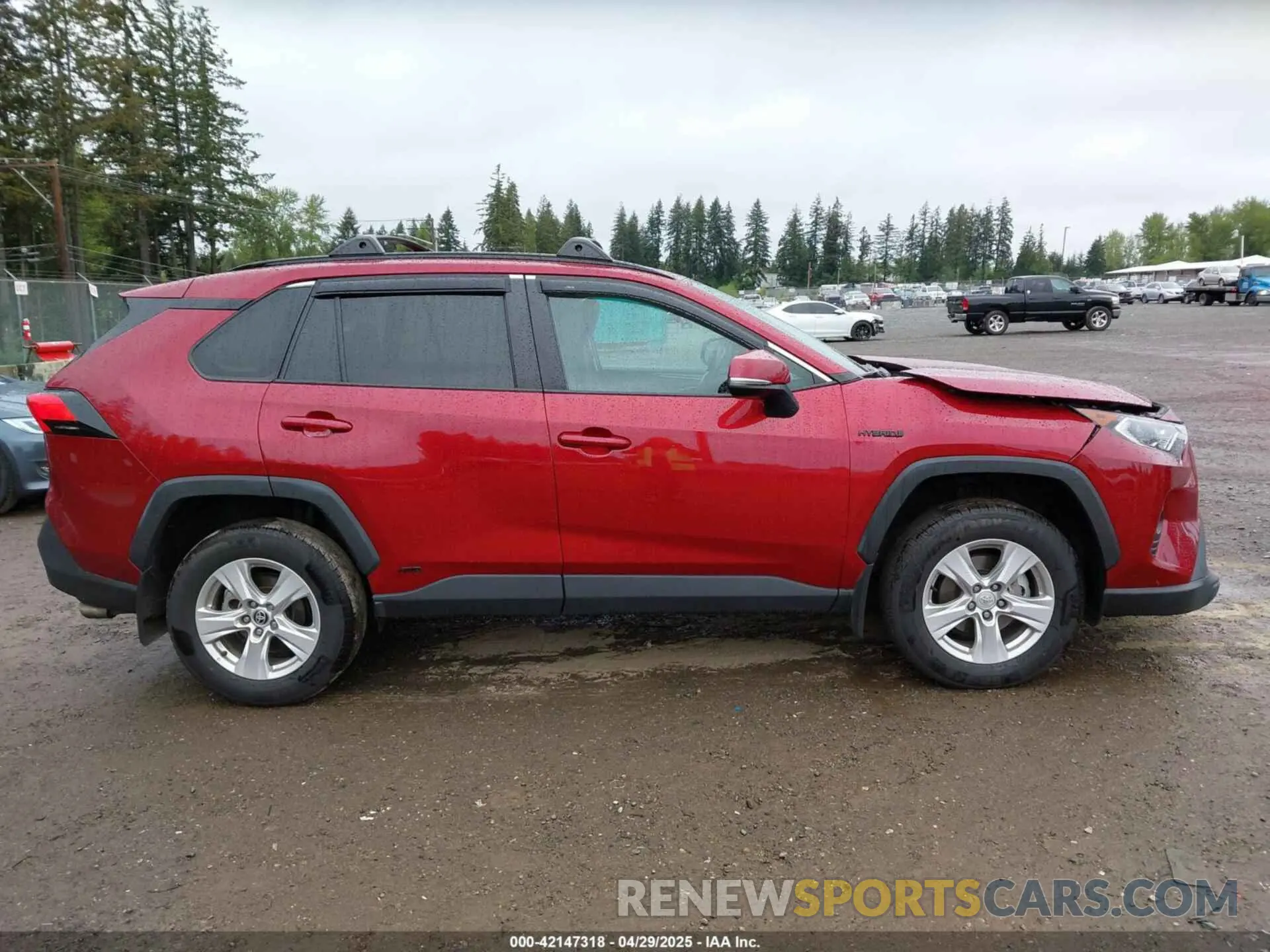 13 Photograph of a damaged car 4T3RWRFV3MU036375 TOYOTA RAV4 HYBRID 2021