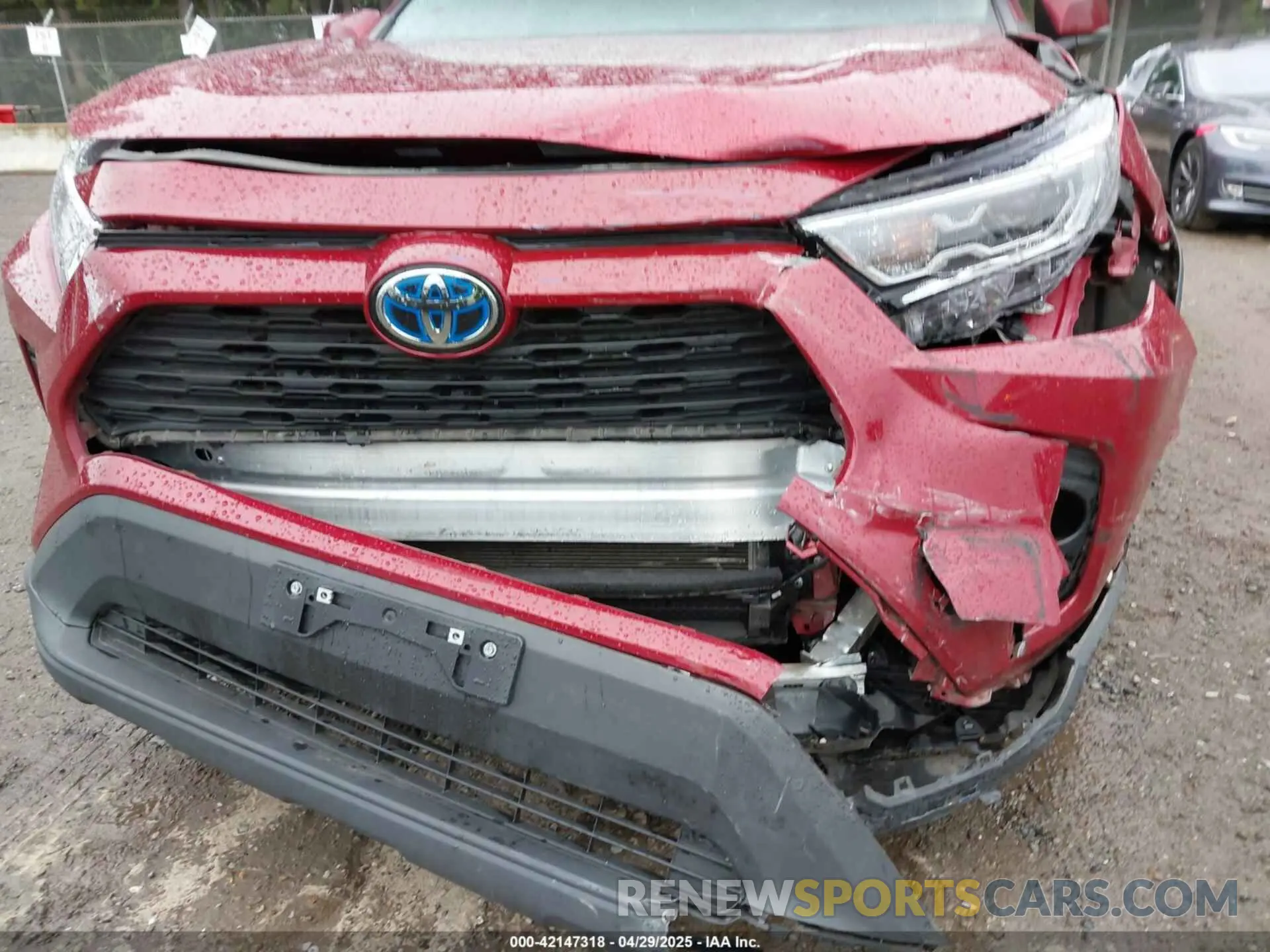 18 Photograph of a damaged car 4T3RWRFV3MU036375 TOYOTA RAV4 HYBRID 2021