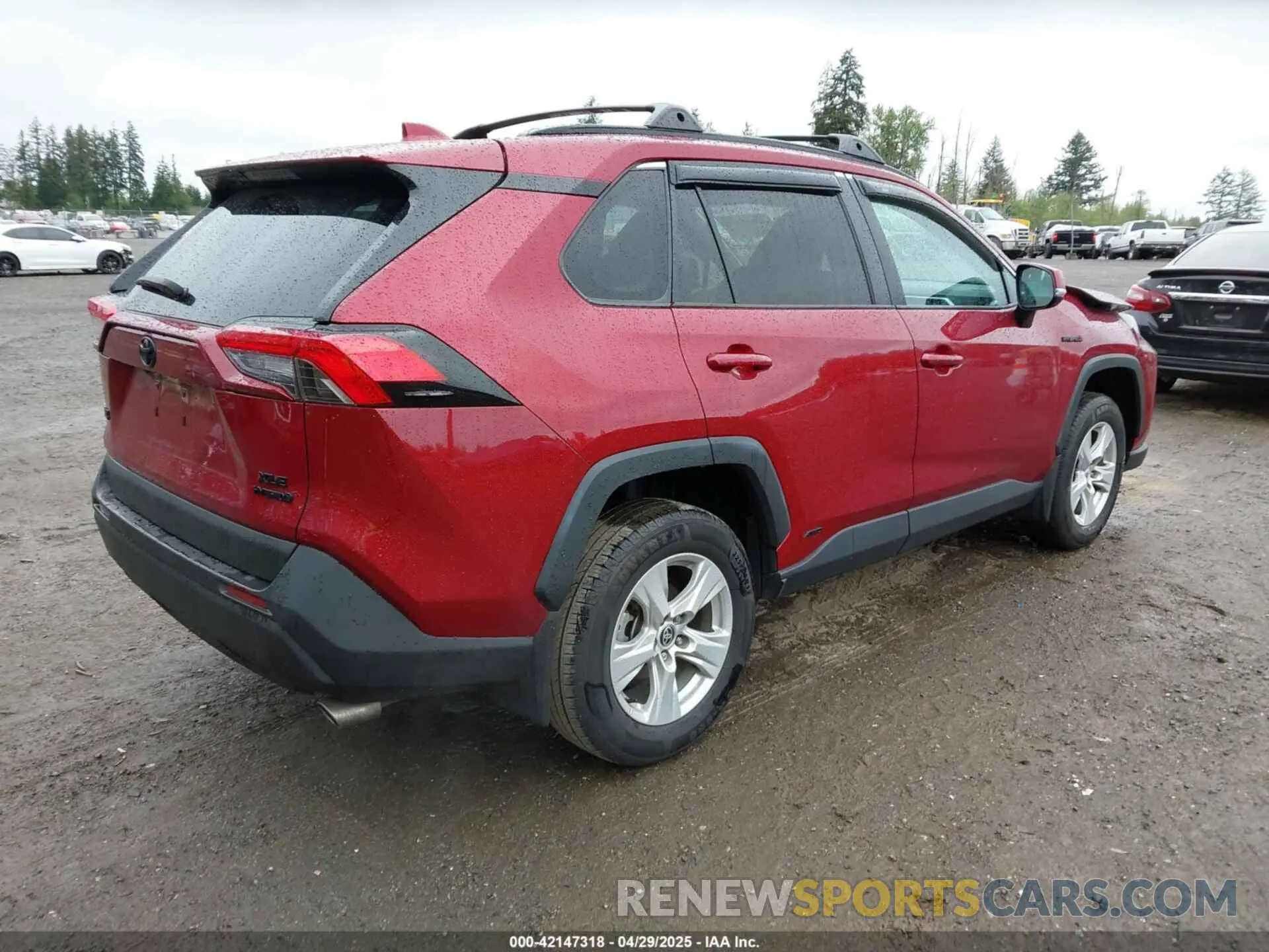 4 Photograph of a damaged car 4T3RWRFV3MU036375 TOYOTA RAV4 HYBRID 2021