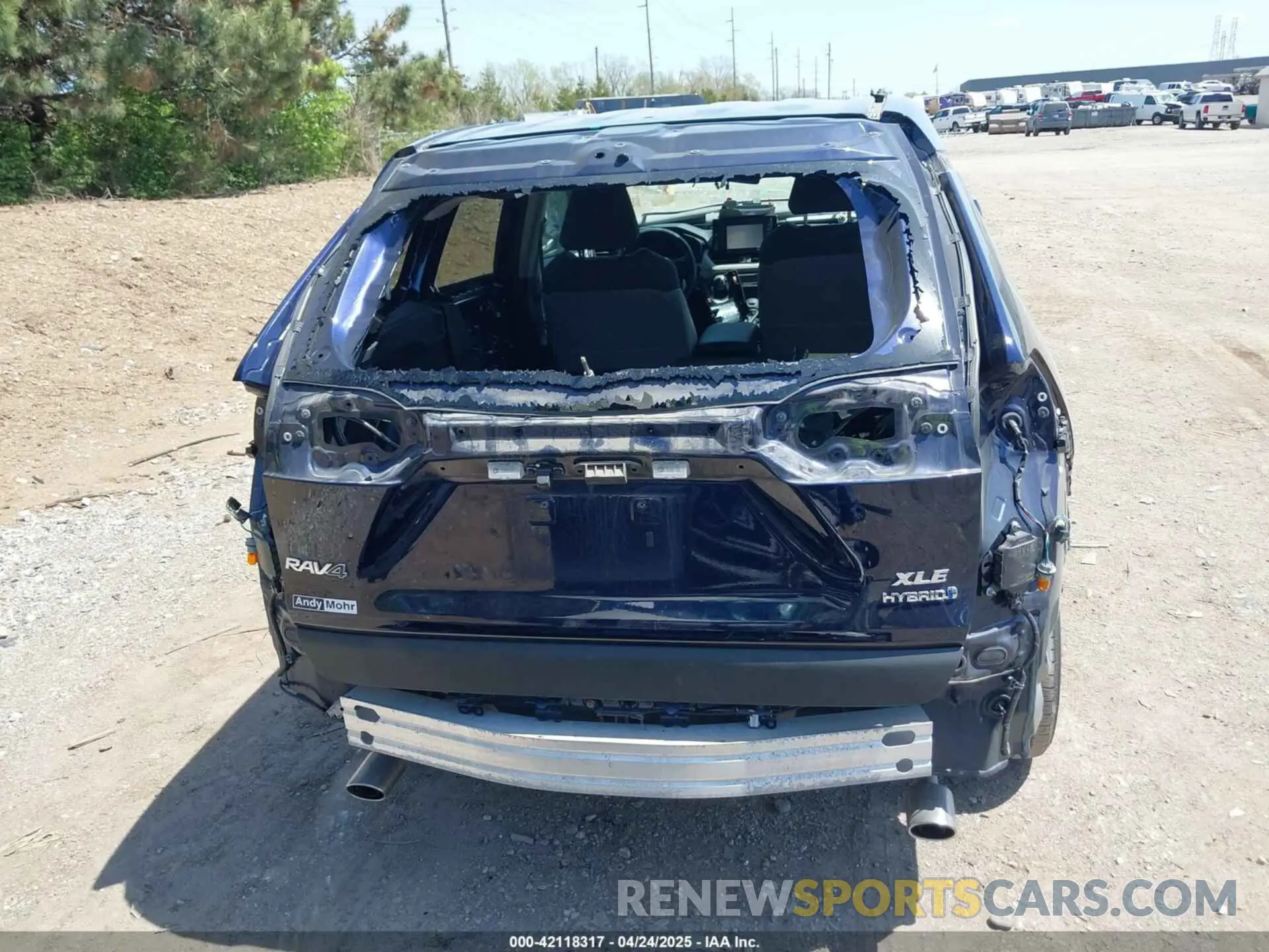 19 Photograph of a damaged car 4T3RWRFV8MU021516 TOYOTA RAV4 HYBRID 2021