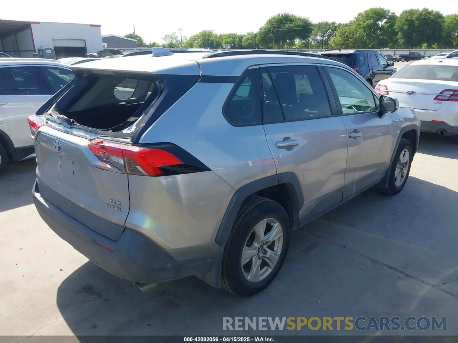 4 Photograph of a damaged car 4T3RWRFV8MU025193 TOYOTA RAV4 HYBRID 2021