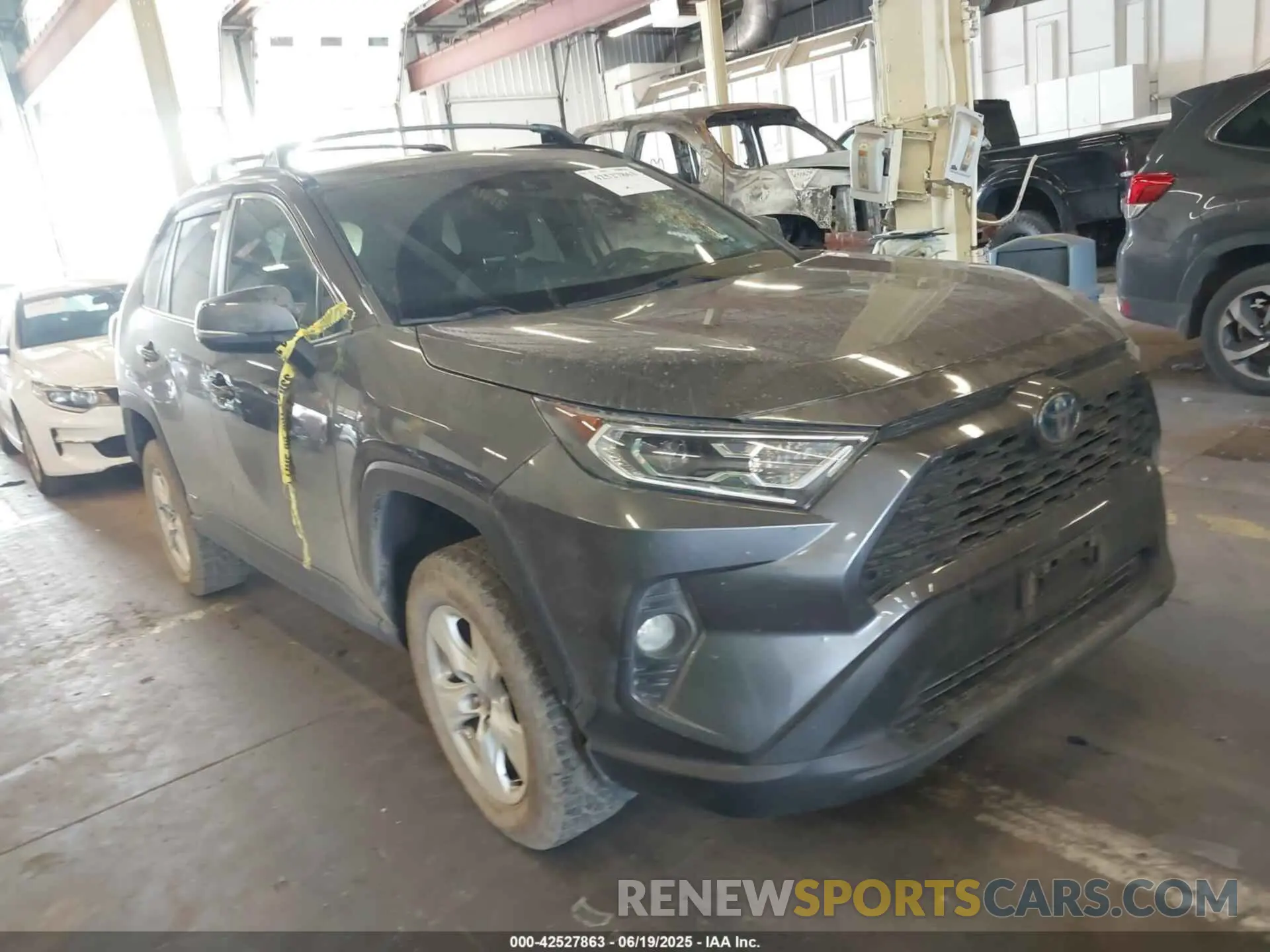 1 Photograph of a damaged car 4T3RWRFVXMU045249 TOYOTA RAV4 HYBRID 2021