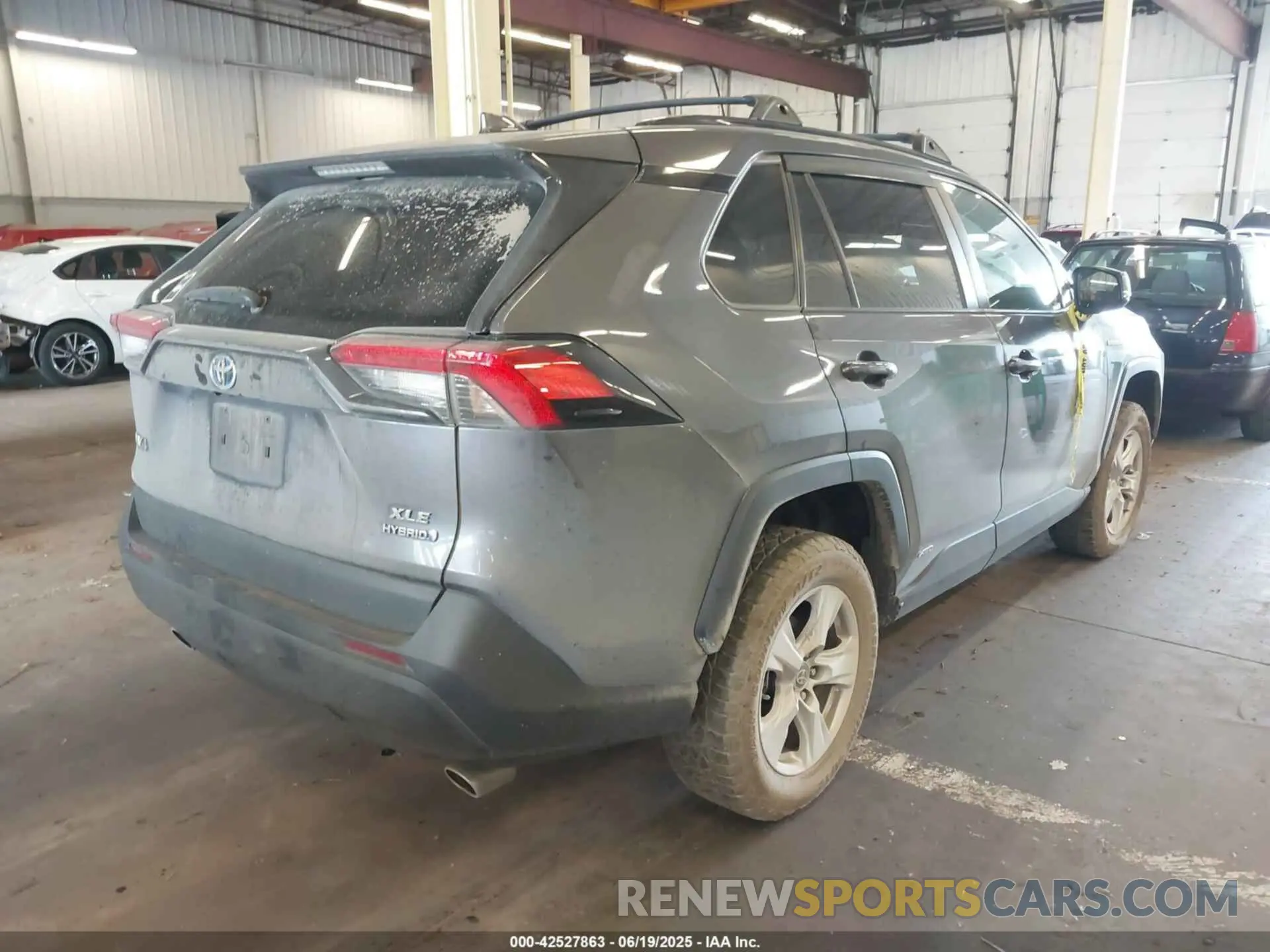 4 Photograph of a damaged car 4T3RWRFVXMU045249 TOYOTA RAV4 HYBRID 2021