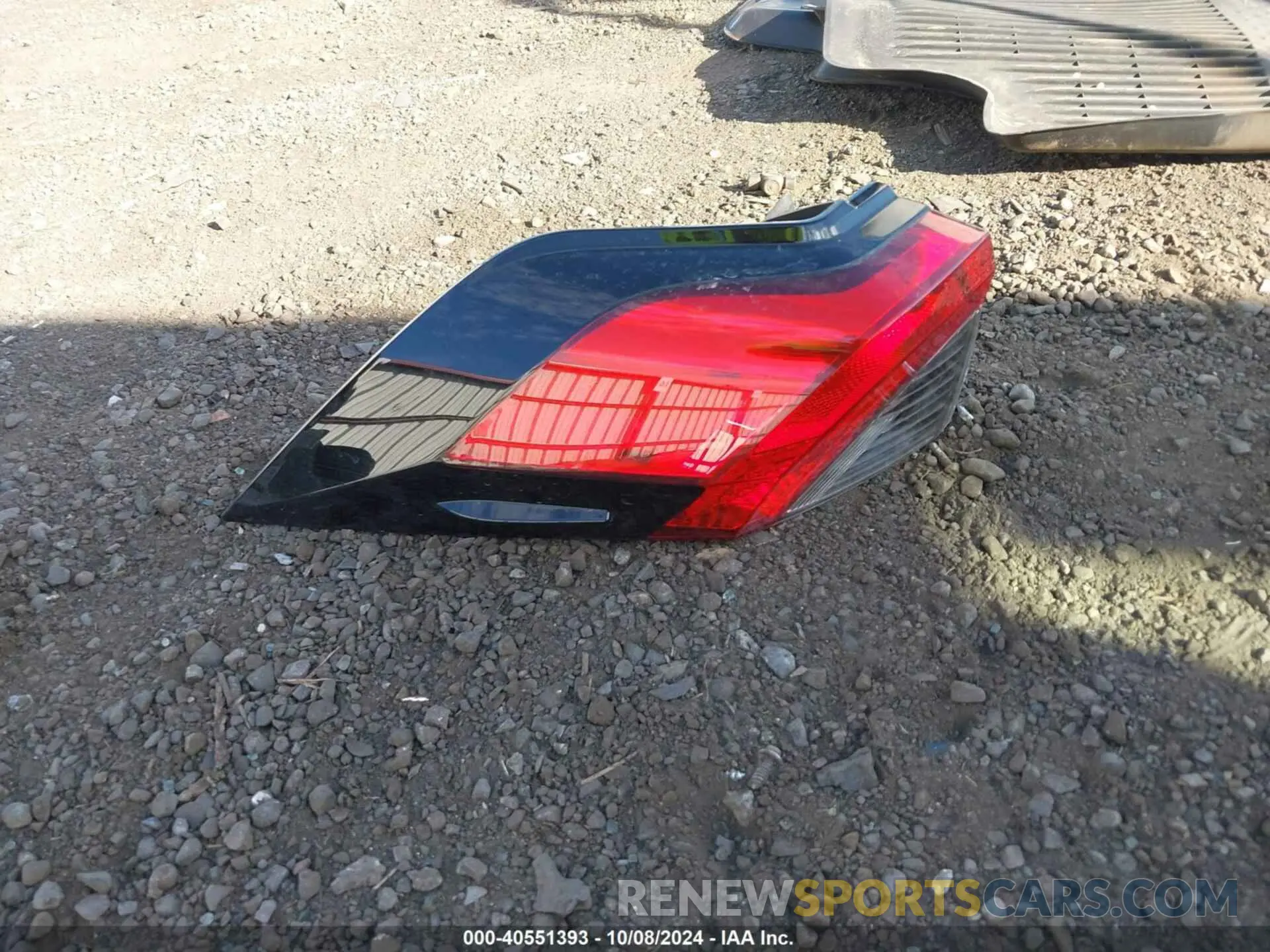 12 Photograph of a damaged car JTMB6RFV7MD040783 TOYOTA RAV4 HYBRID 2021