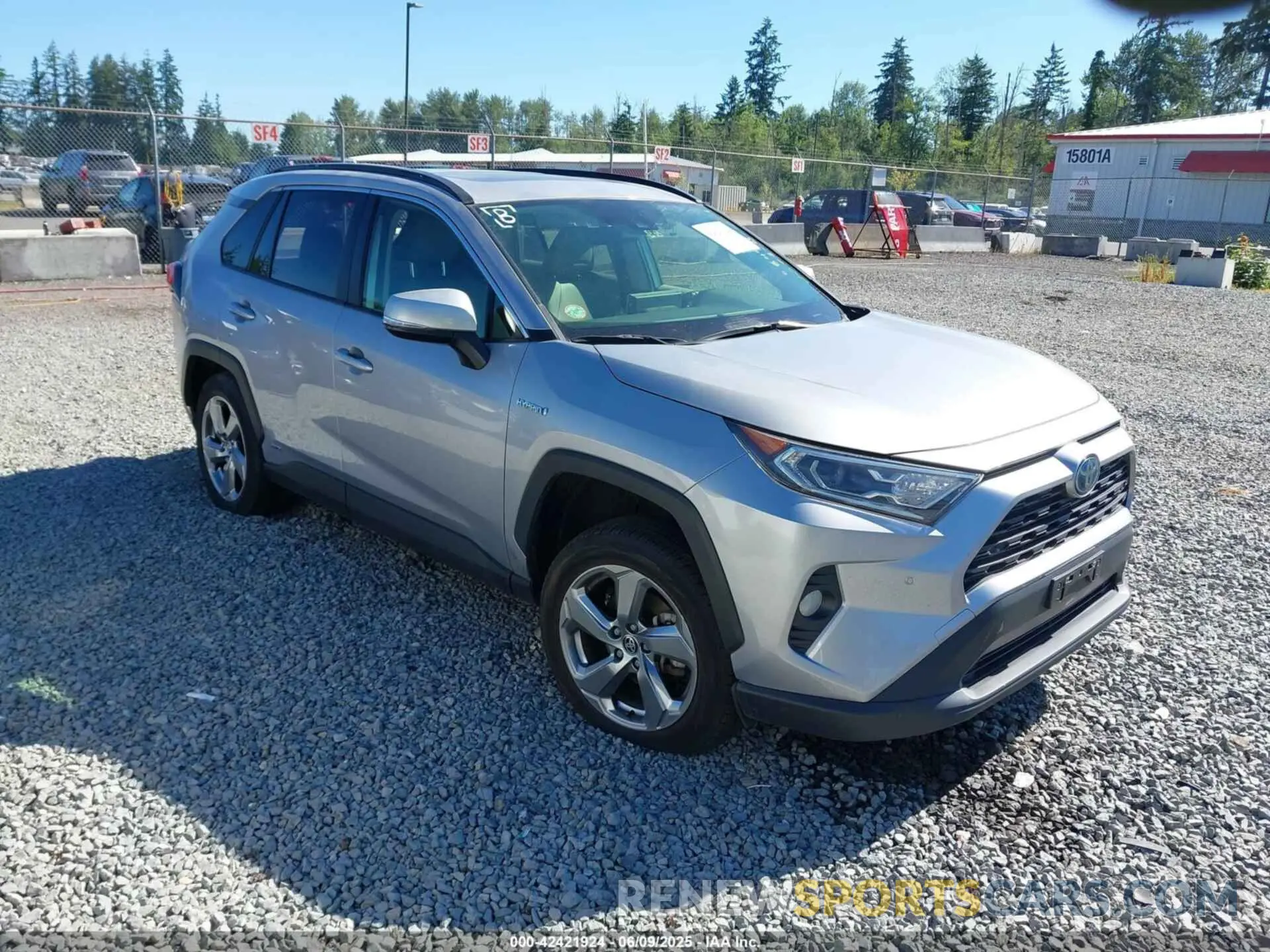 1 Photograph of a damaged car JTMB6RFV9MD020437 TOYOTA RAV4 HYBRID 2021