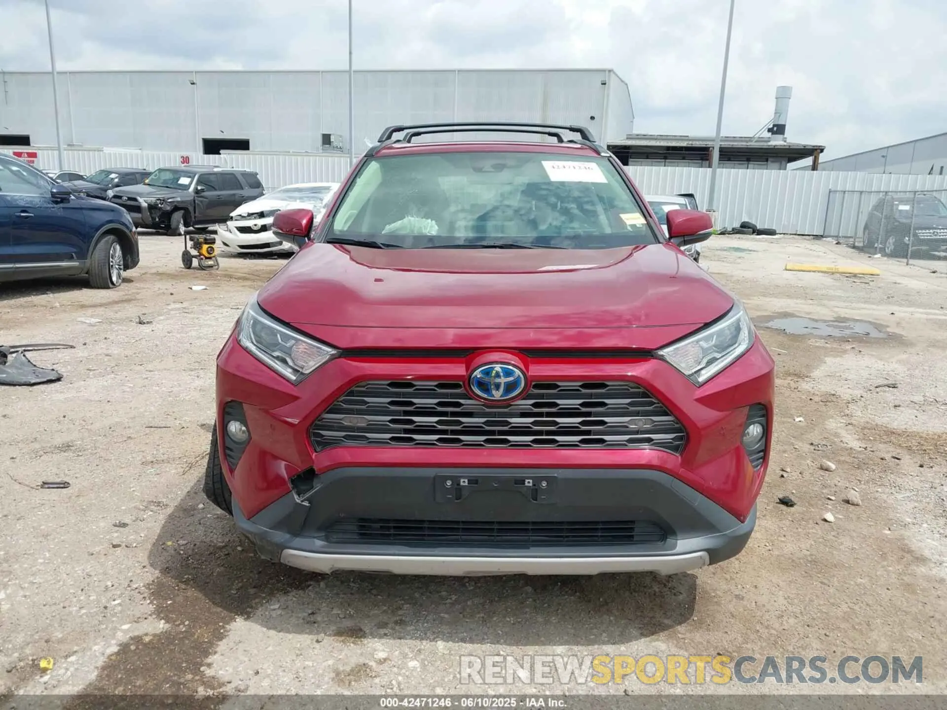 11 Photograph of a damaged car JTMD6RFV2MD045043 TOYOTA RAV4 HYBRID 2021