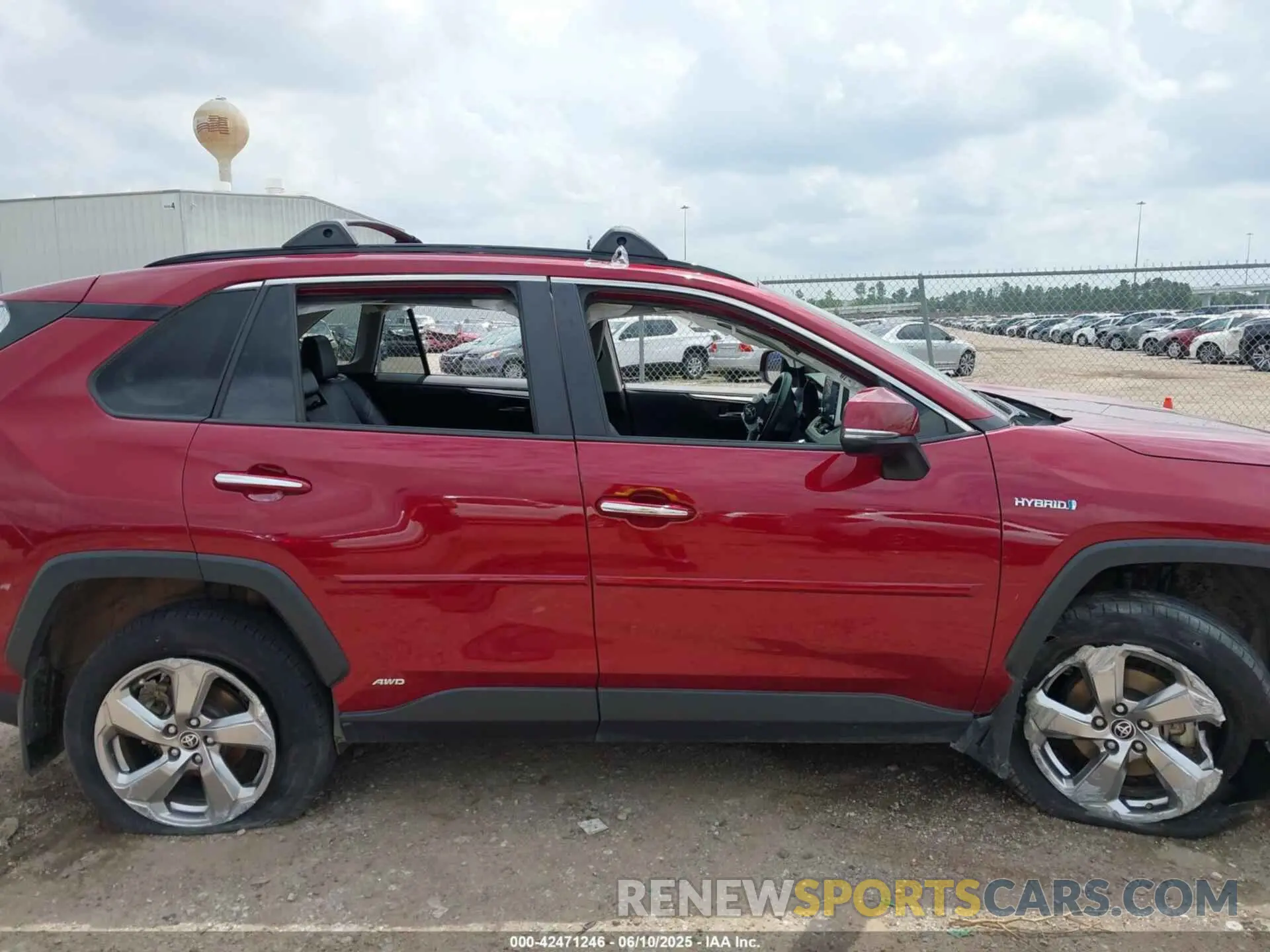 12 Photograph of a damaged car JTMD6RFV2MD045043 TOYOTA RAV4 HYBRID 2021