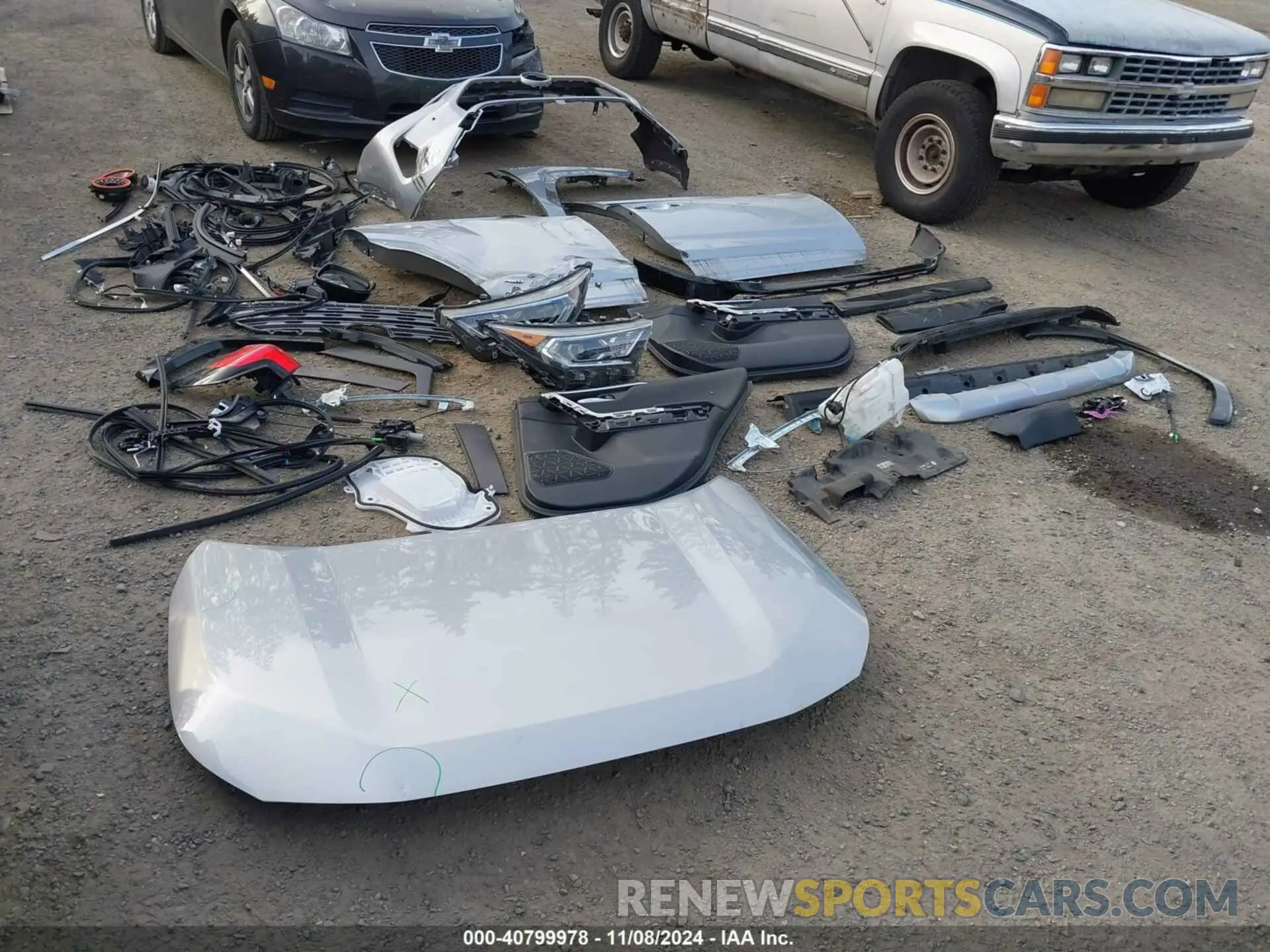 12 Photograph of a damaged car JTME6RFV0MJ011303 TOYOTA RAV4 HYBRID 2021