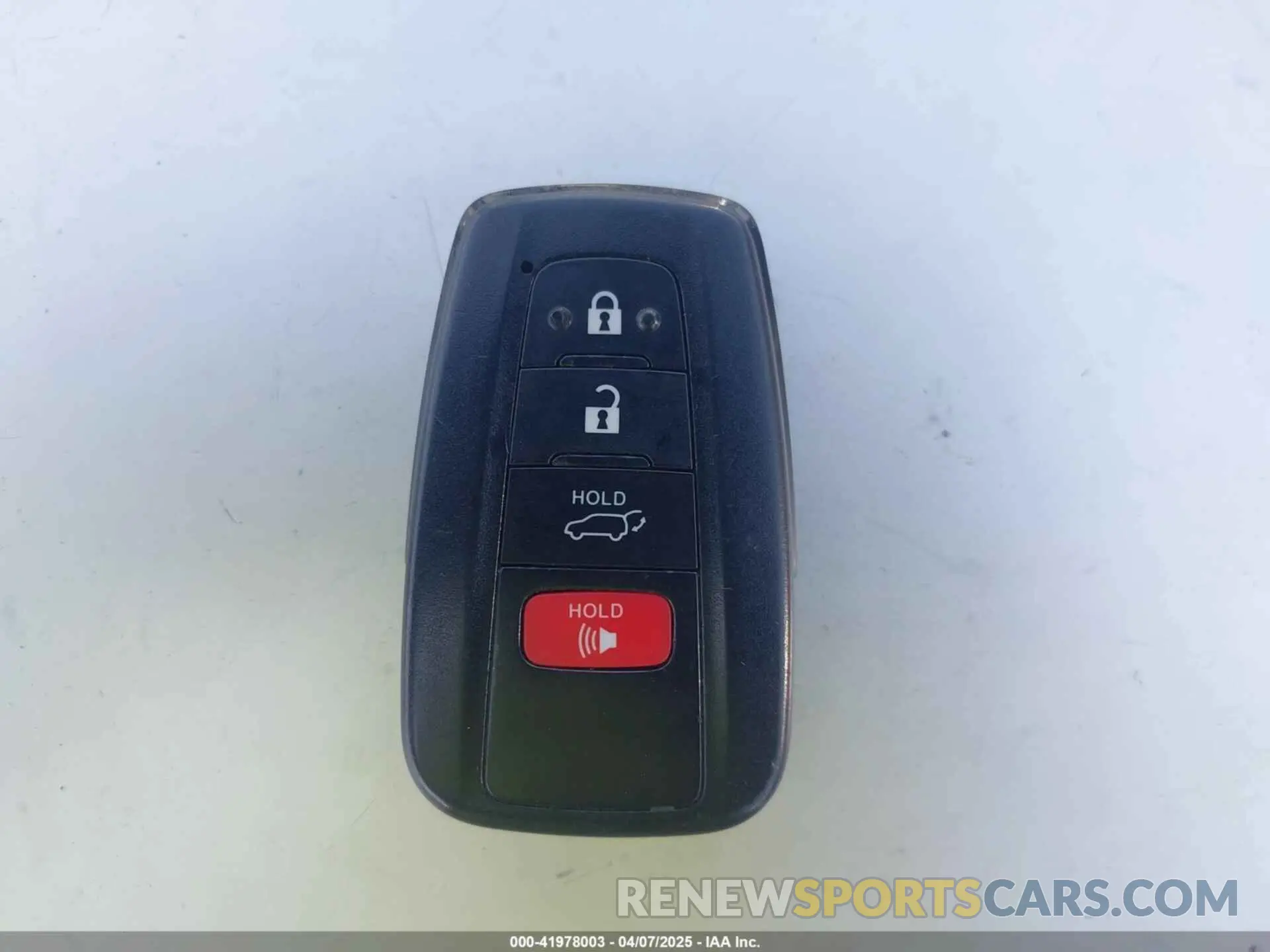 11 Photograph of a damaged car JTME6RFV2MD515379 TOYOTA RAV4 HYBRID 2021