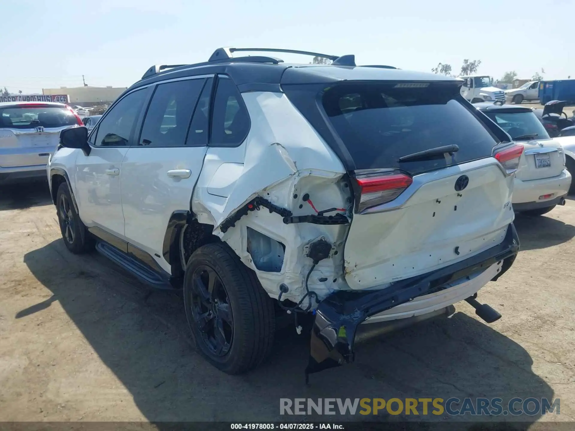3 Photograph of a damaged car JTME6RFV2MD515379 TOYOTA RAV4 HYBRID 2021