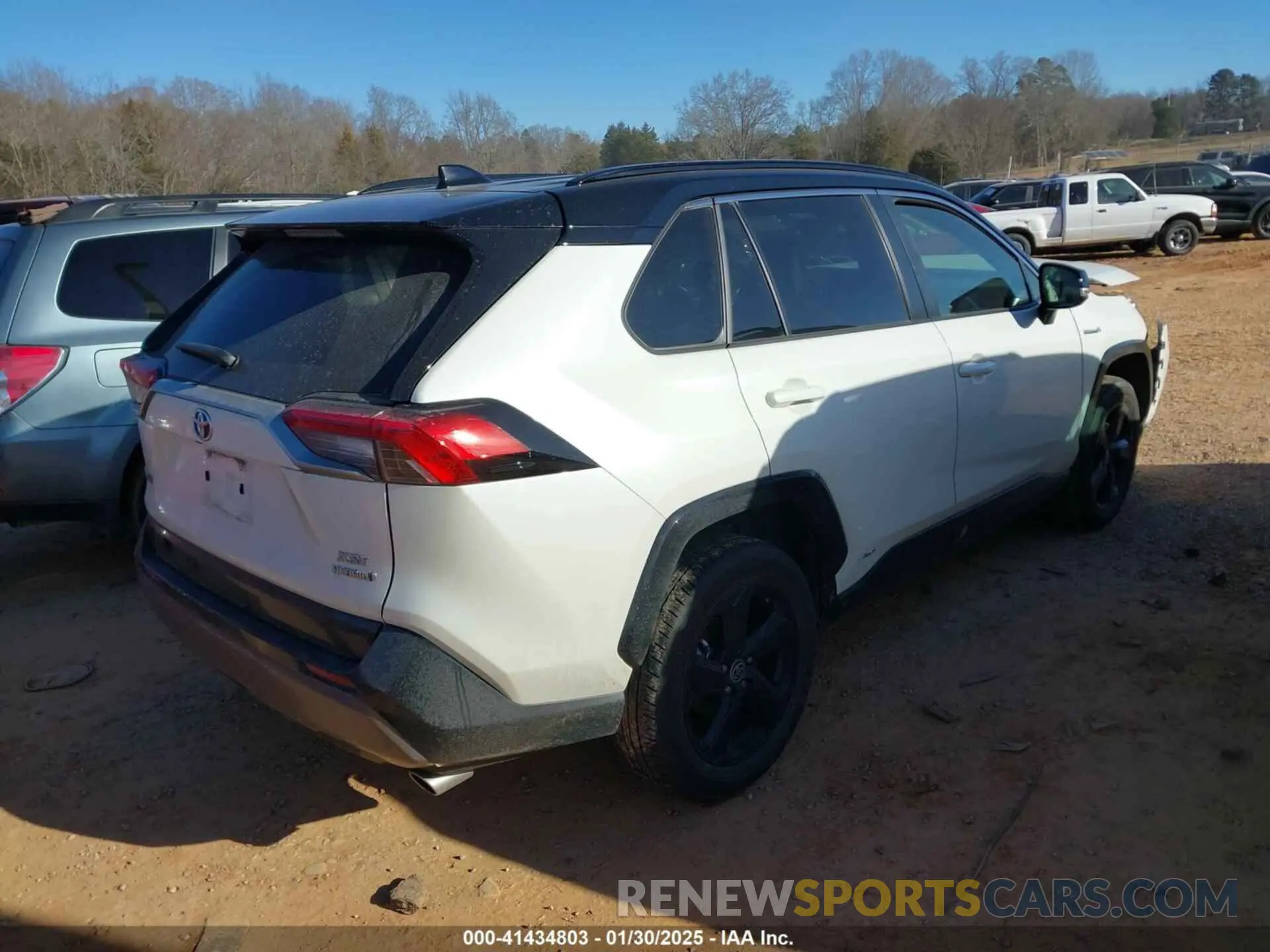 4 Photograph of a damaged car JTME6RFV3MD515908 TOYOTA RAV4 HYBRID 2021