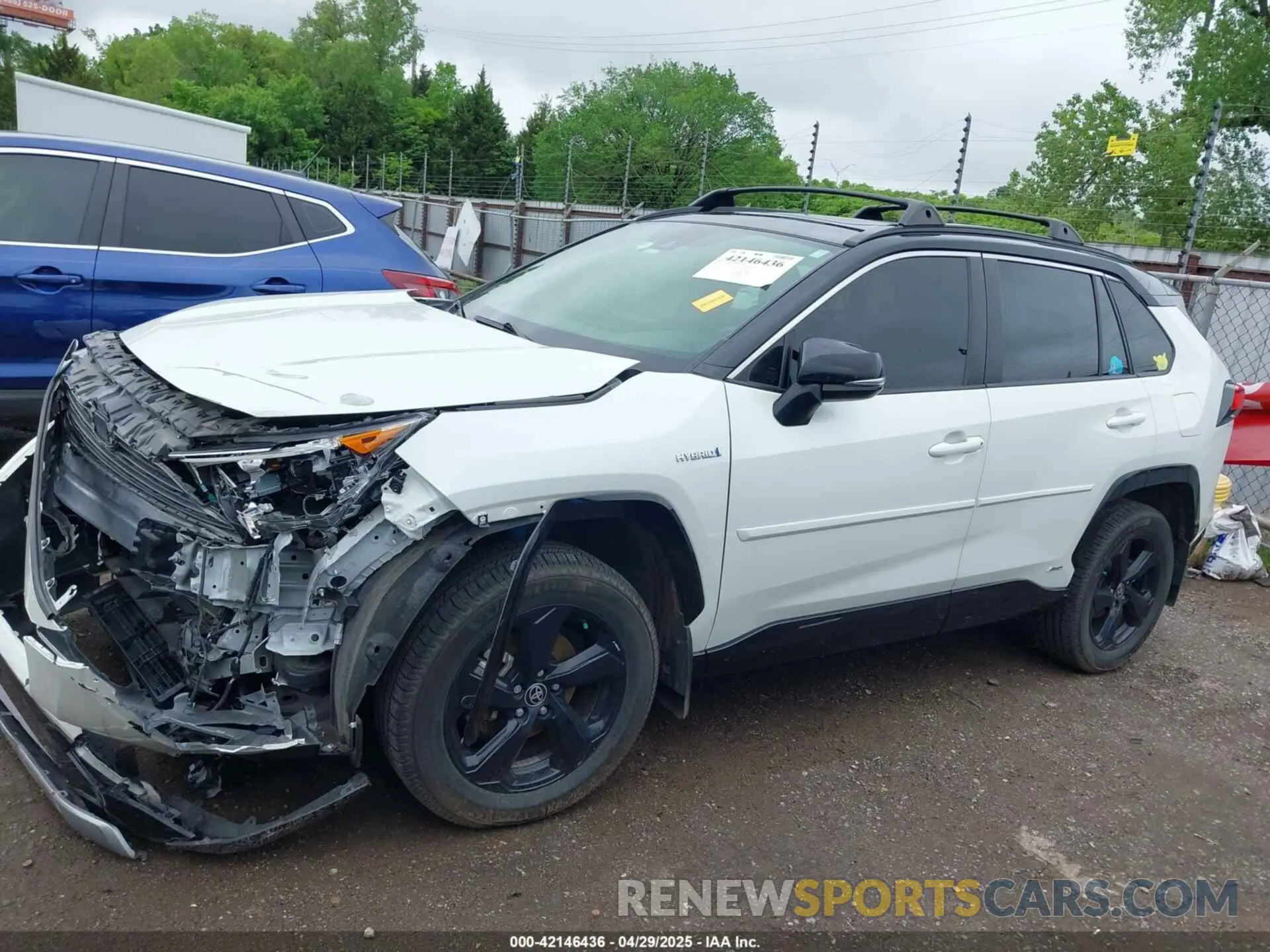 14 Photograph of a damaged car JTME6RFV5MJ011927 TOYOTA RAV4 HYBRID 2021