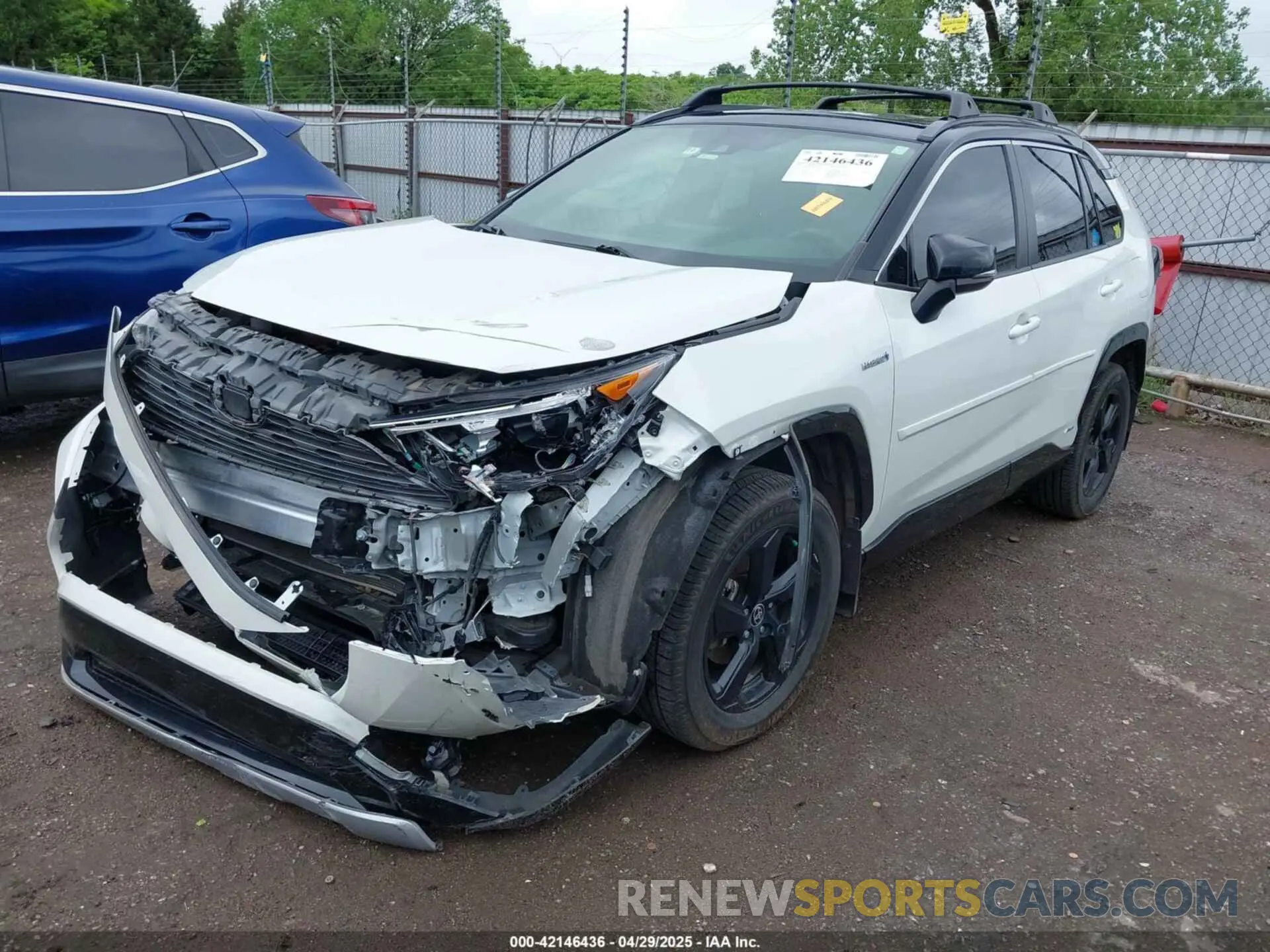 2 Photograph of a damaged car JTME6RFV5MJ011927 TOYOTA RAV4 HYBRID 2021