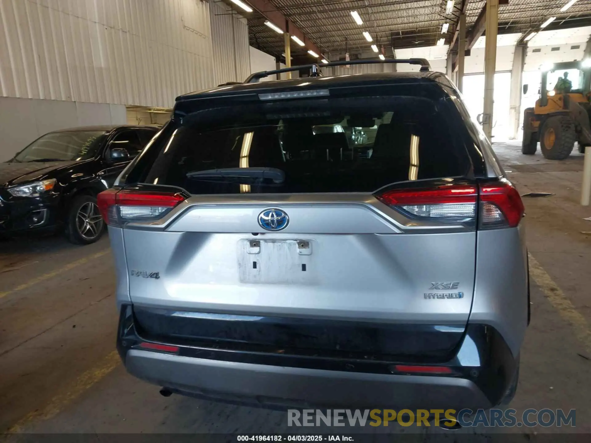 16 Photograph of a damaged car JTME6RFV9MJ006665 TOYOTA RAV4 HYBRID 2021