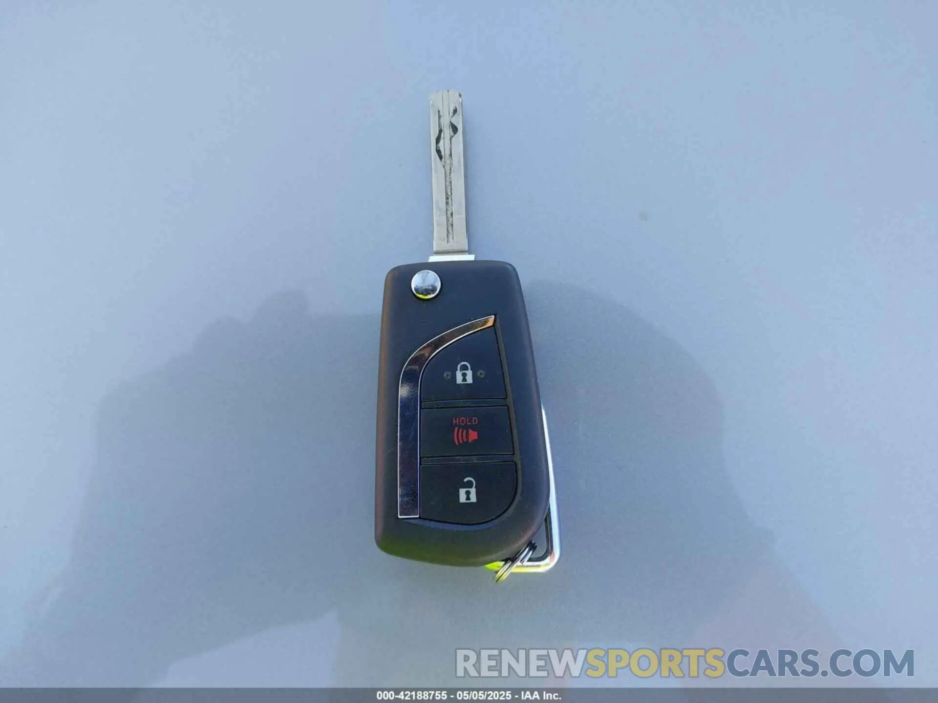 11 Photograph of a damaged car JTMMWRFV2MD122204 TOYOTA RAV4 HYBRID 2021