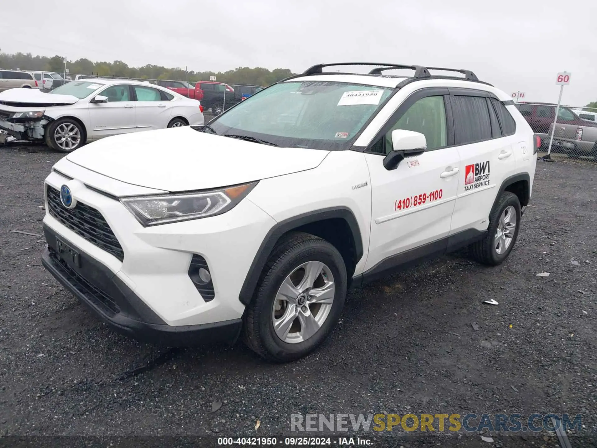 2 Photograph of a damaged car JTMR6RFV0MD011625 TOYOTA RAV4 HYBRID 2021