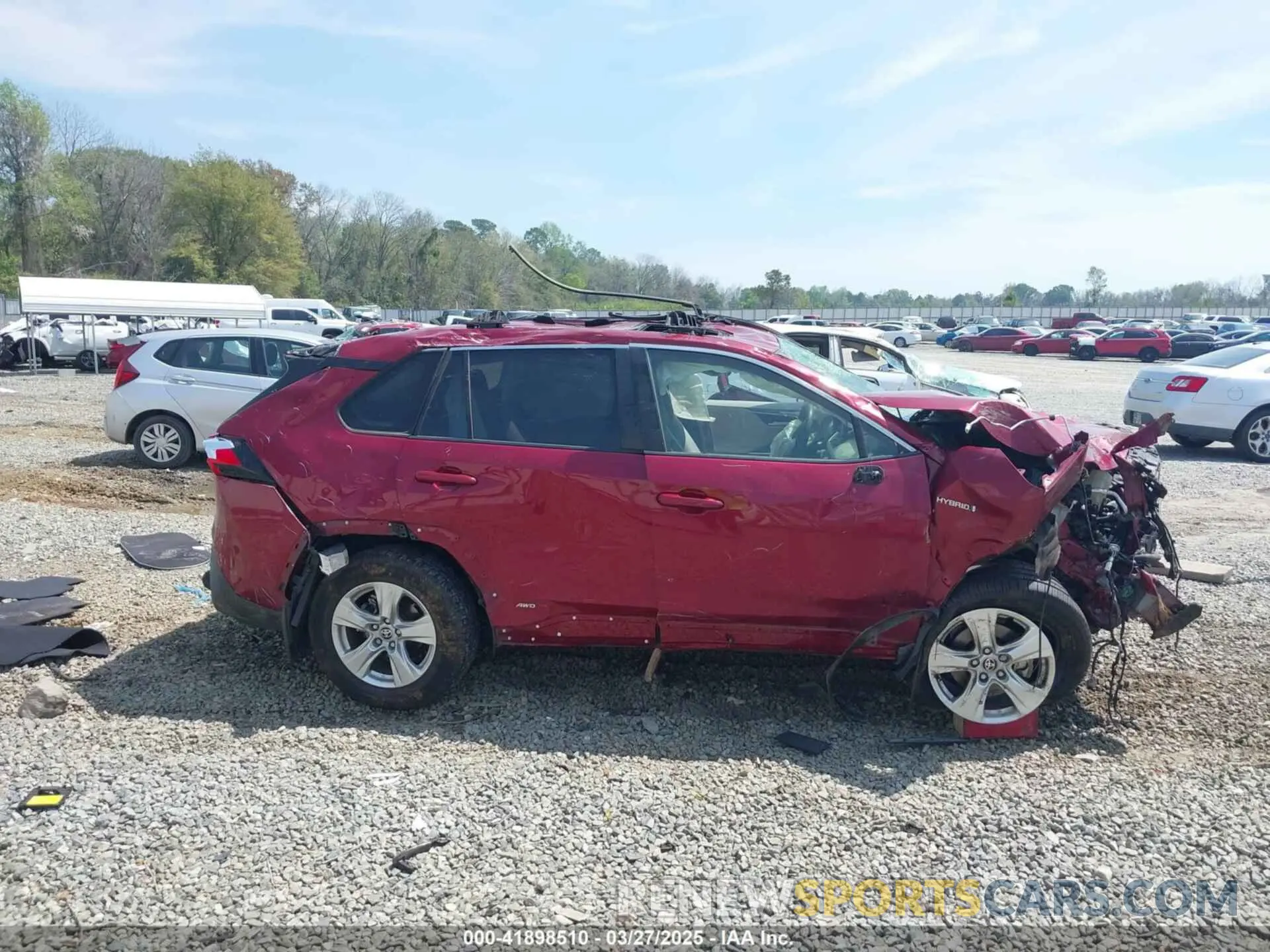 12 Photograph of a damaged car JTMRWRFV2MD123696 TOYOTA RAV4 HYBRID 2021