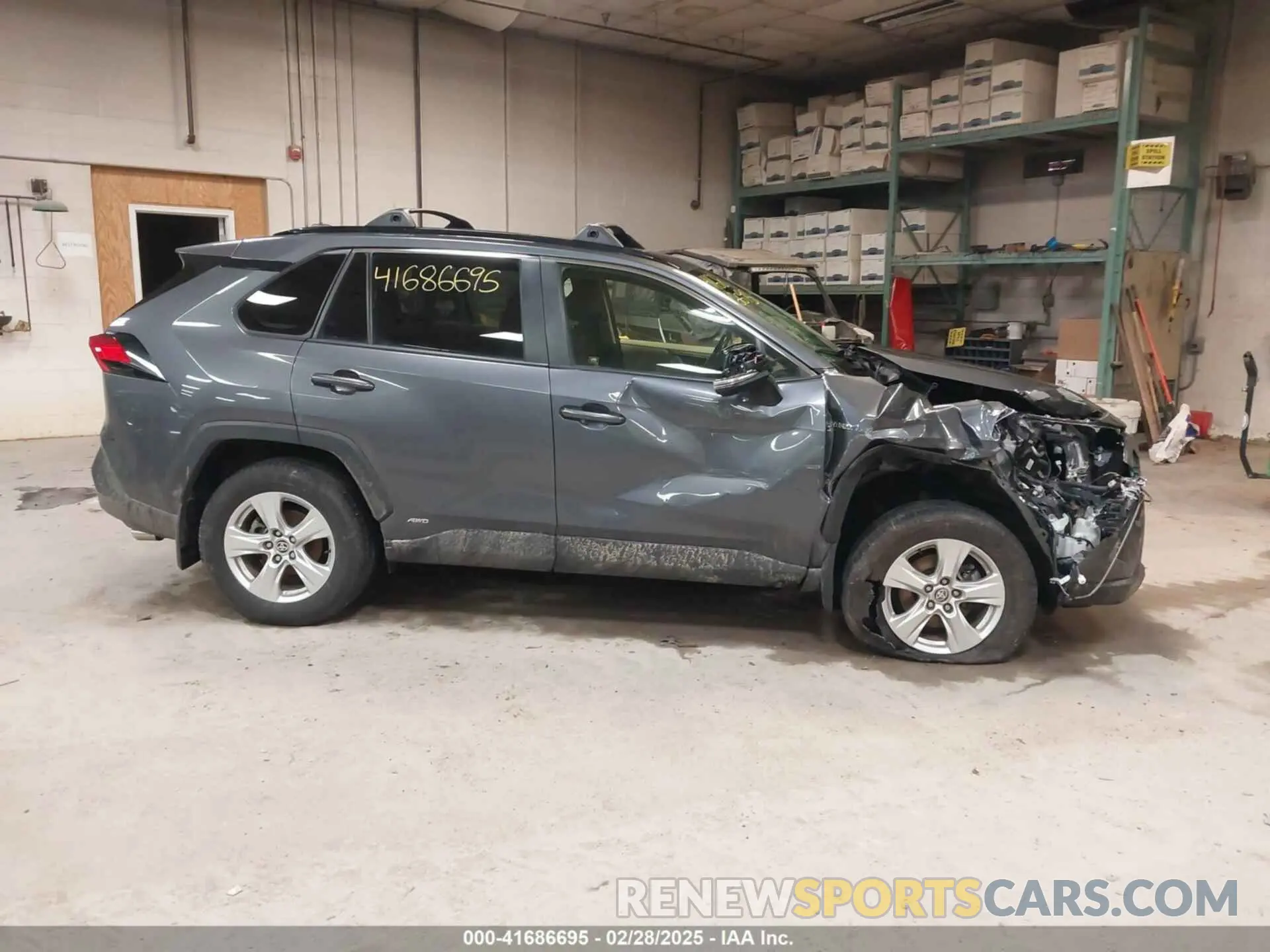 14 Photograph of a damaged car JTMRWRFV2MD125979 TOYOTA RAV4 HYBRID 2021