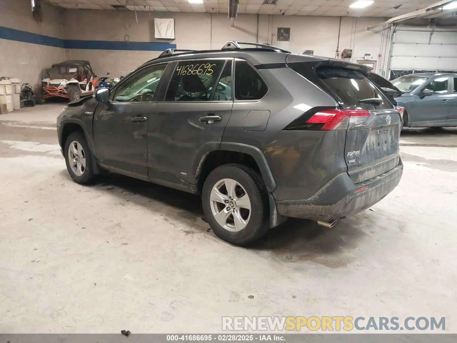 3 Photograph of a damaged car JTMRWRFV2MD125979 TOYOTA RAV4 HYBRID 2021