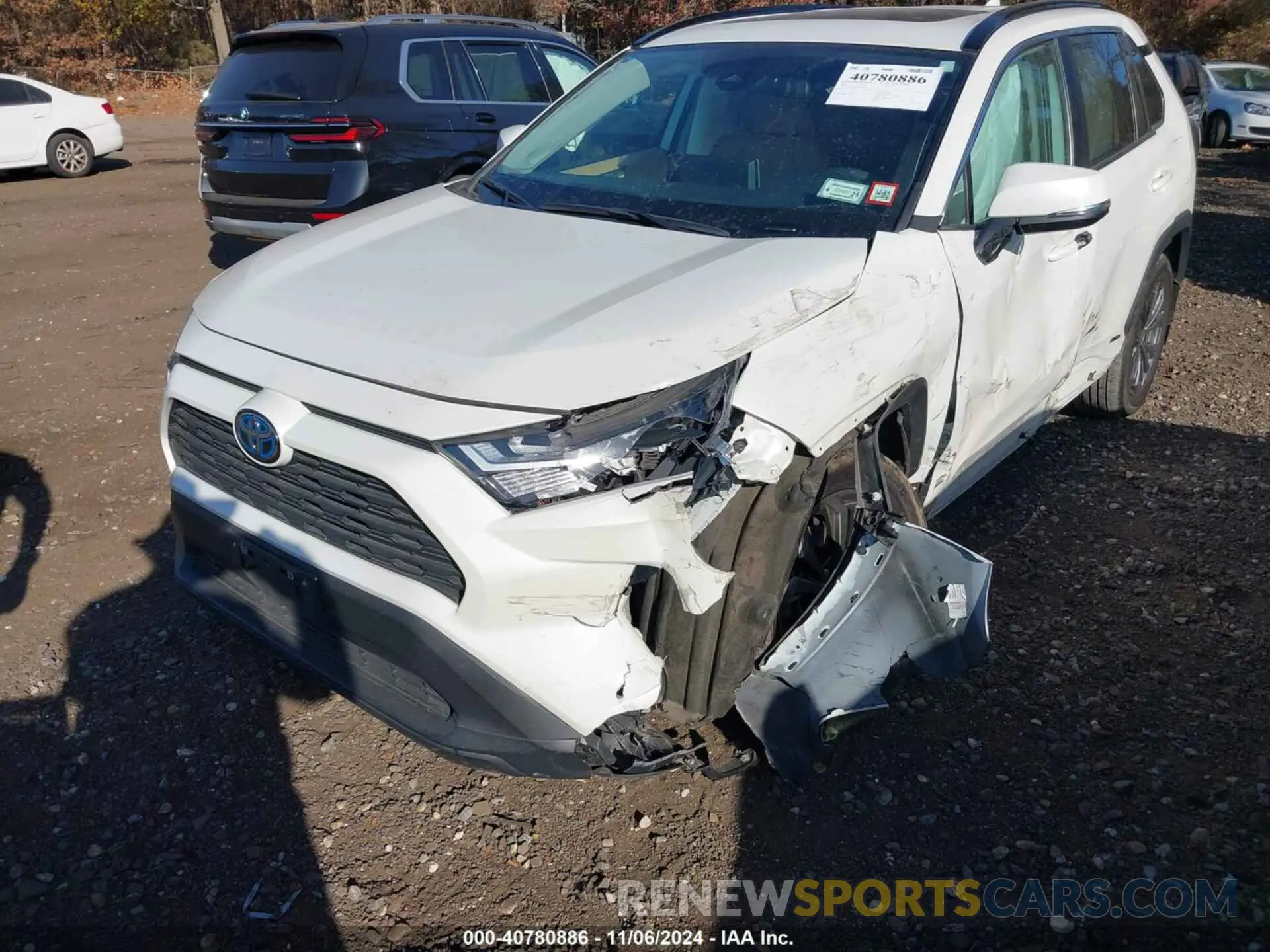 6 Photograph of a damaged car 2T3B6RFV2NW030022 TOYOTA RAV4 HYBRID 2022