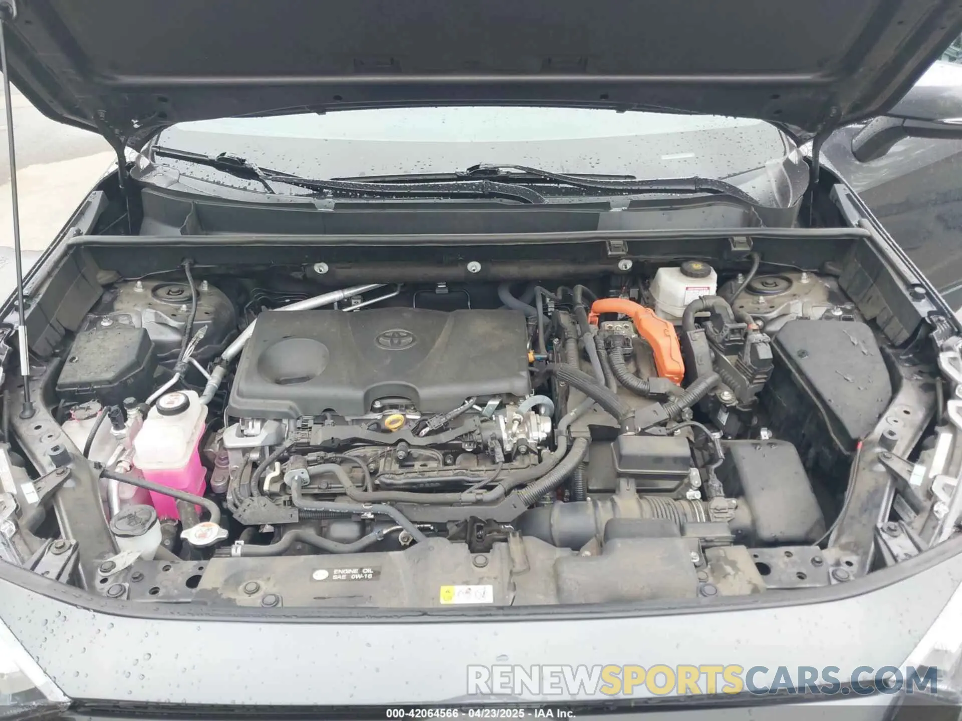 10 Photograph of a damaged car 2T3B6RFV7NW034681 TOYOTA RAV4 HYBRID 2022