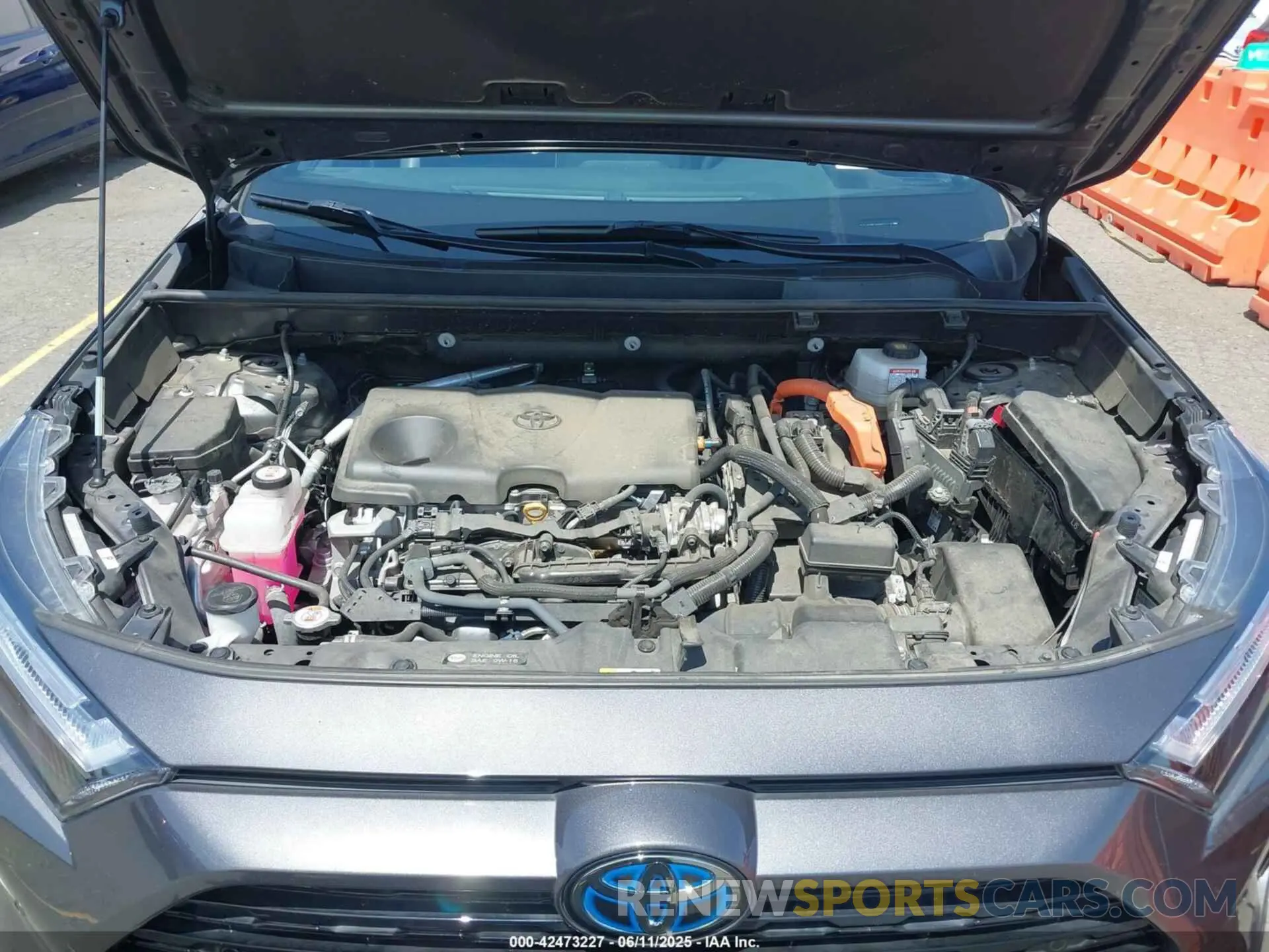 10 Photograph of a damaged car 2T3E6RFV8NW037425 TOYOTA RAV4 HYBRID 2022