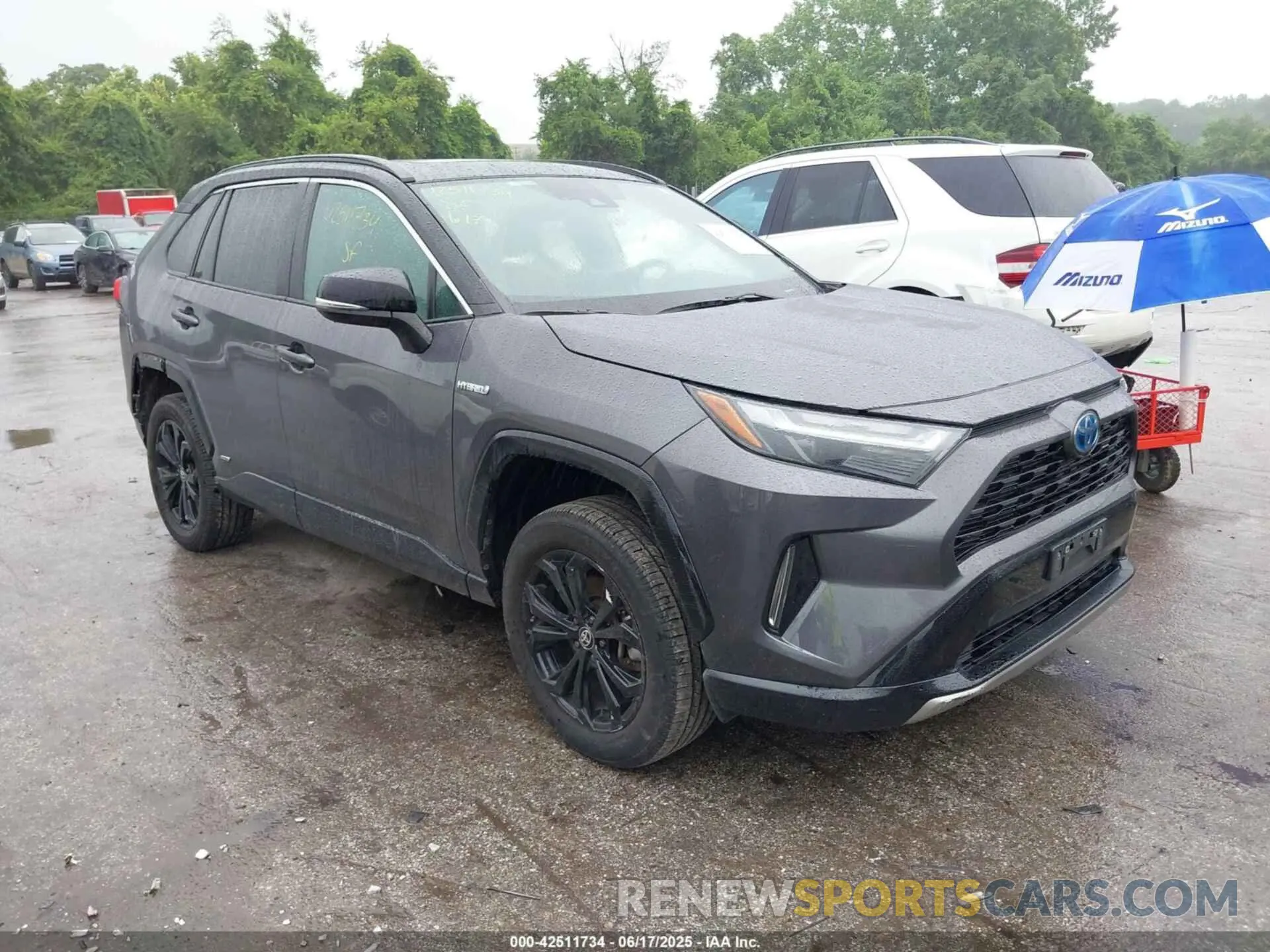 1 Photograph of a damaged car 2T3E6RFVXNW037247 TOYOTA RAV4 HYBRID 2022