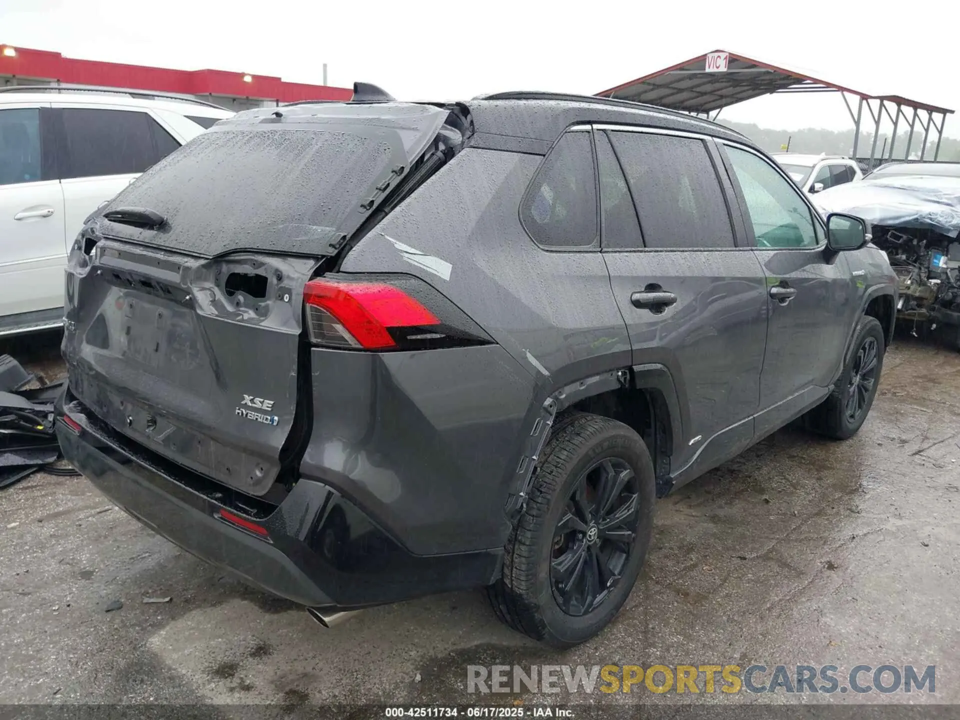 4 Photograph of a damaged car 2T3E6RFVXNW037247 TOYOTA RAV4 HYBRID 2022