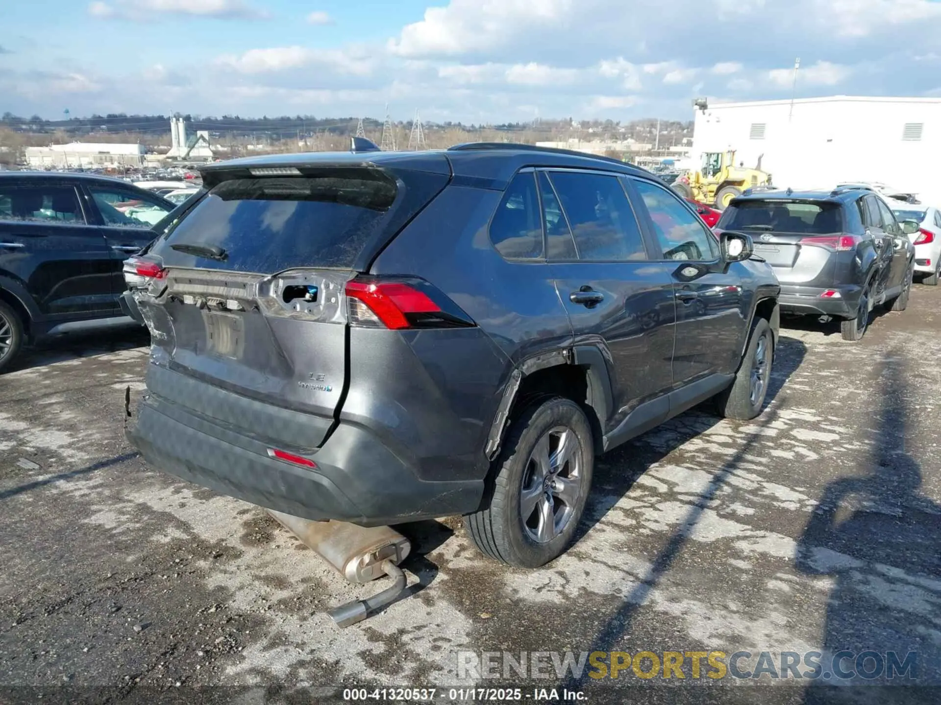 4 Photograph of a damaged car 2T3LWRFV5NW139269 TOYOTA RAV4 HYBRID 2022