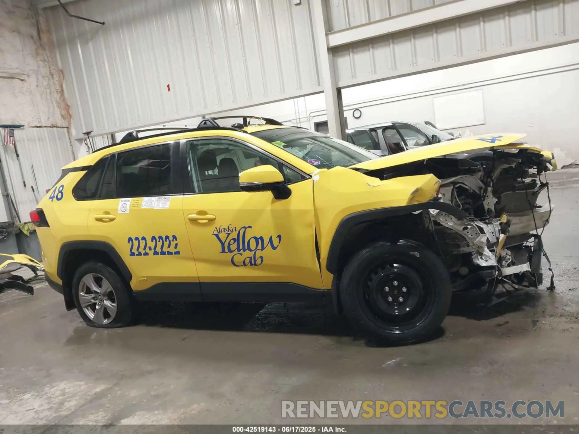 14 Photograph of a damaged car 2T3MWRFV0NW129205 TOYOTA RAV4 HYBRID 2022