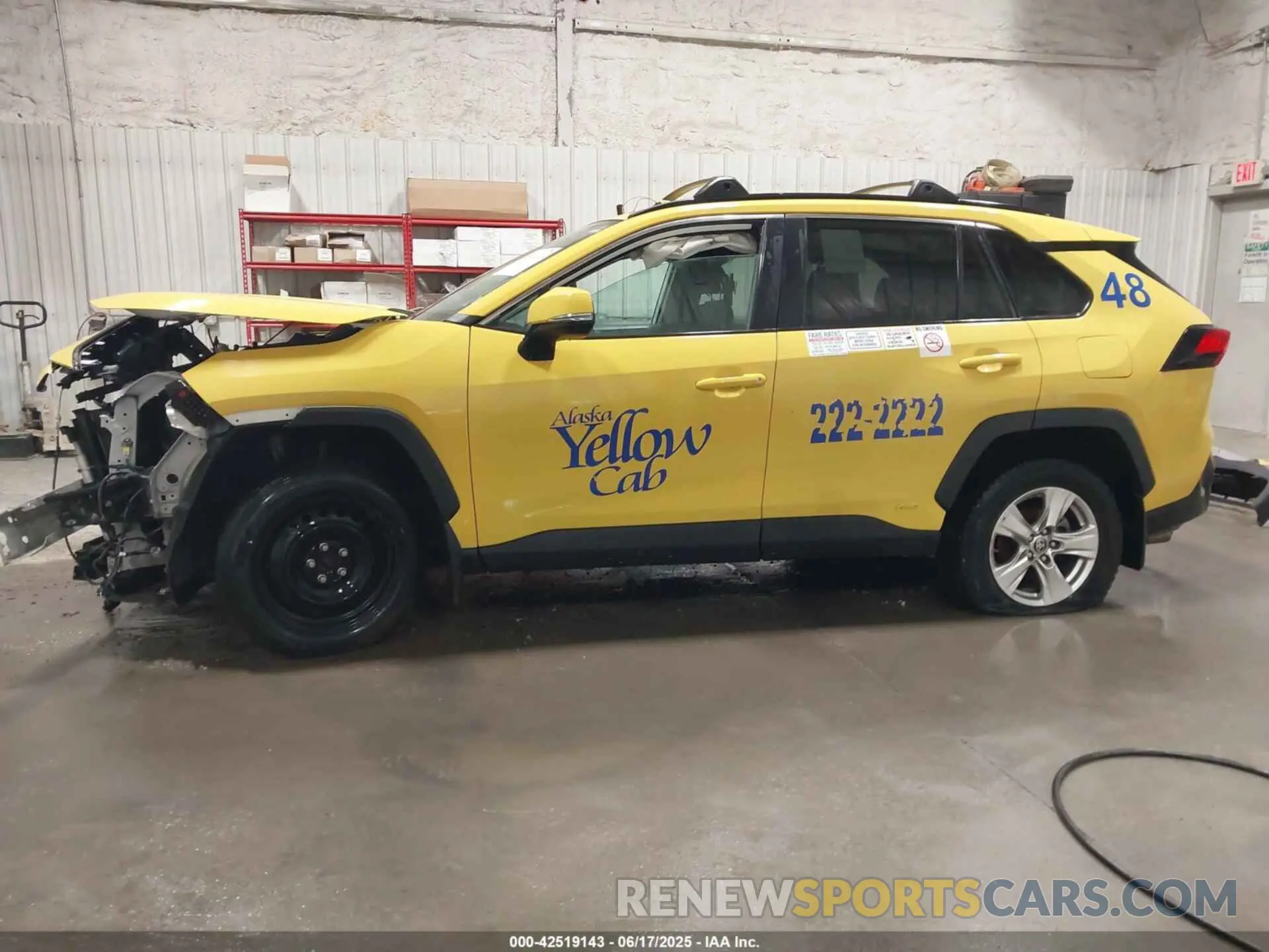 15 Photograph of a damaged car 2T3MWRFV0NW129205 TOYOTA RAV4 HYBRID 2022