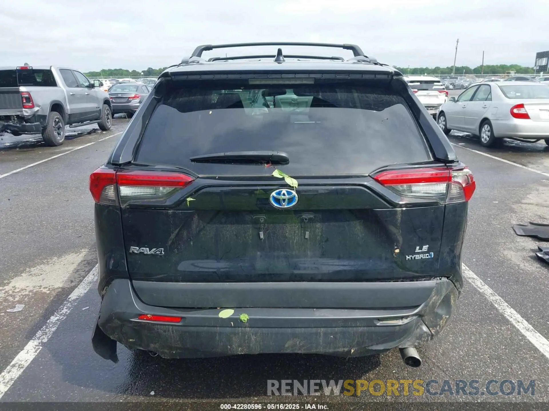 16 Photograph of a damaged car 2T3MWRFV3NW130185 TOYOTA RAV4 HYBRID 2022