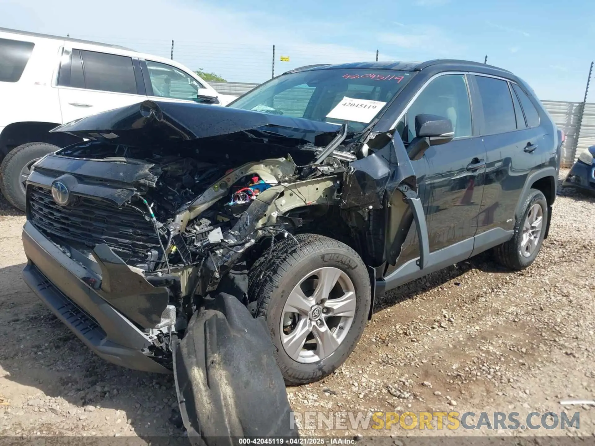 2 Photograph of a damaged car 2T3RWRFV0NW133065 TOYOTA RAV4 HYBRID 2022