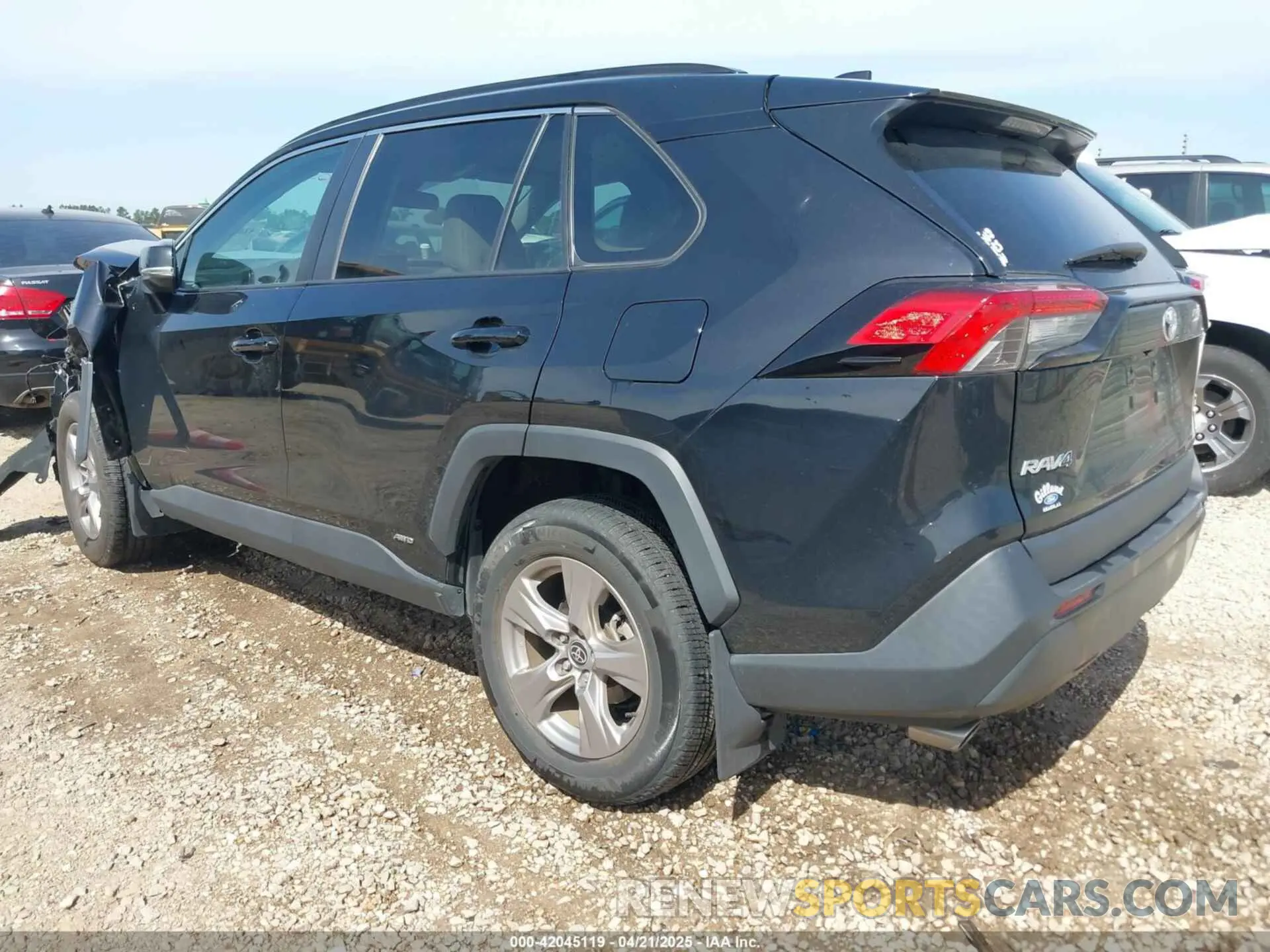 3 Photograph of a damaged car 2T3RWRFV0NW133065 TOYOTA RAV4 HYBRID 2022