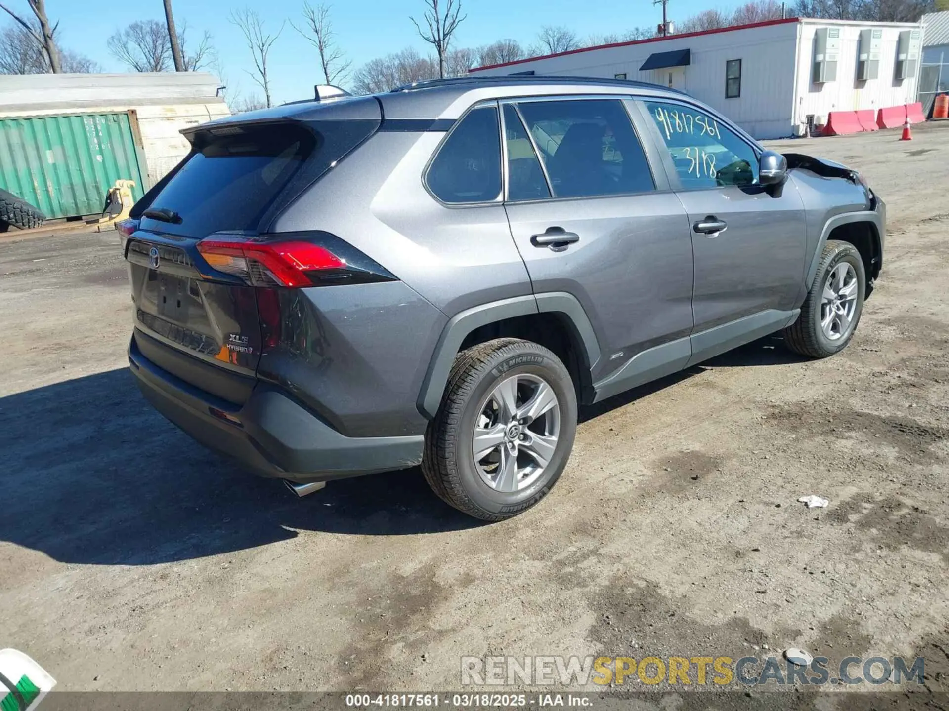 4 Photograph of a damaged car 2T3RWRFV3NW139023 TOYOTA RAV4 HYBRID 2022
