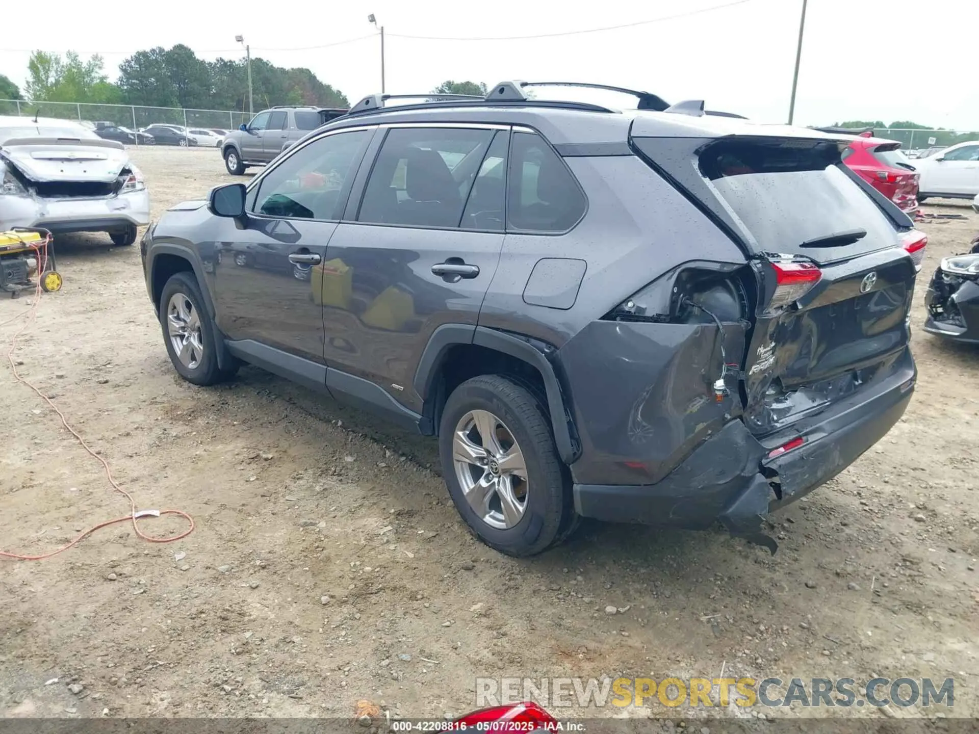 3 Photograph of a damaged car 2T3RWRFV7NW136187 TOYOTA RAV4 HYBRID 2022