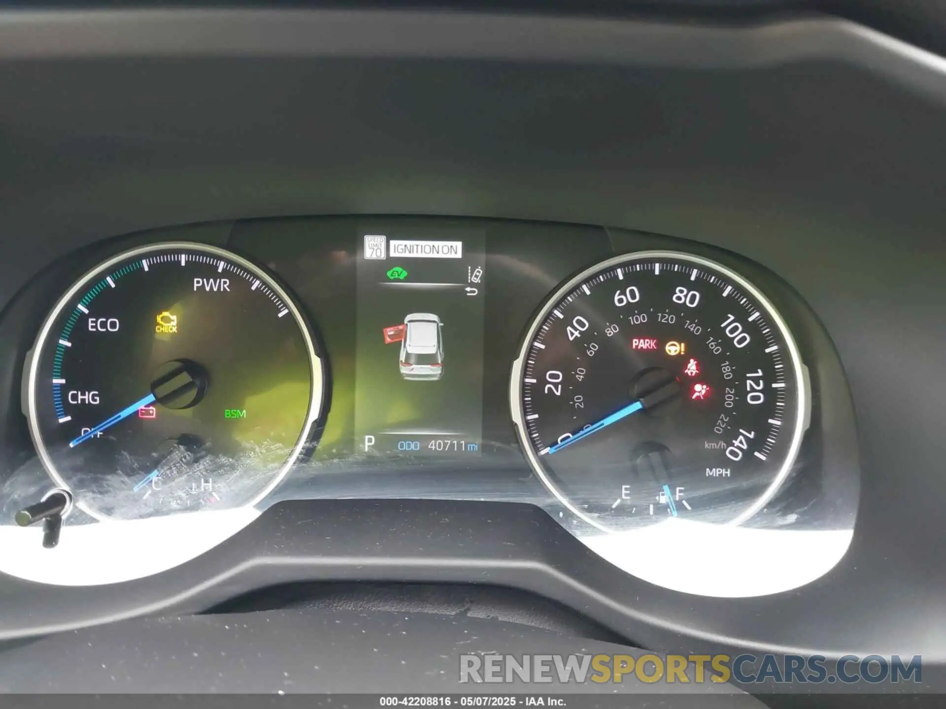 7 Photograph of a damaged car 2T3RWRFV7NW136187 TOYOTA RAV4 HYBRID 2022