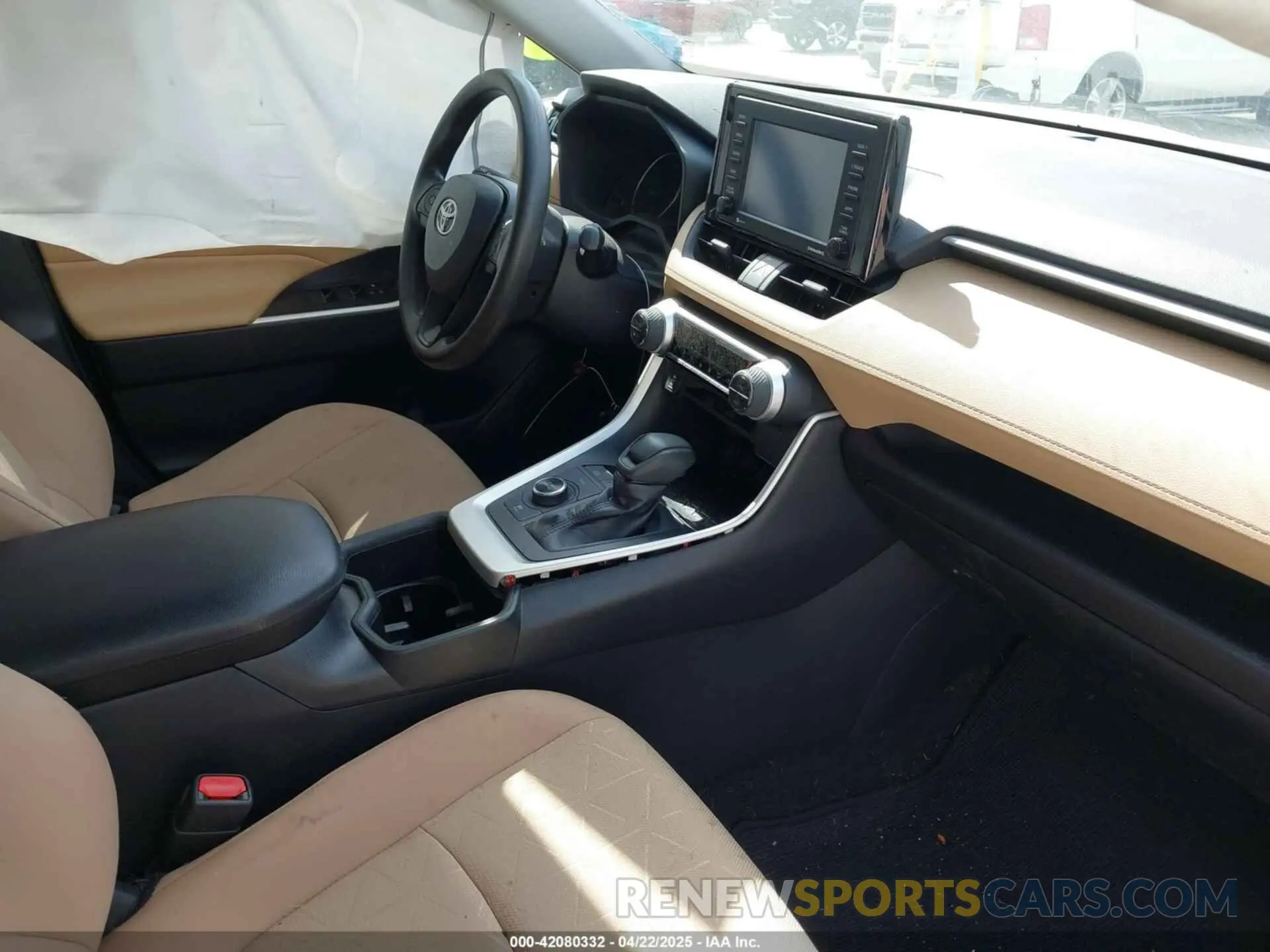 5 Photograph of a damaged car 2T3RWRFV8NW129796 TOYOTA RAV4 HYBRID 2022