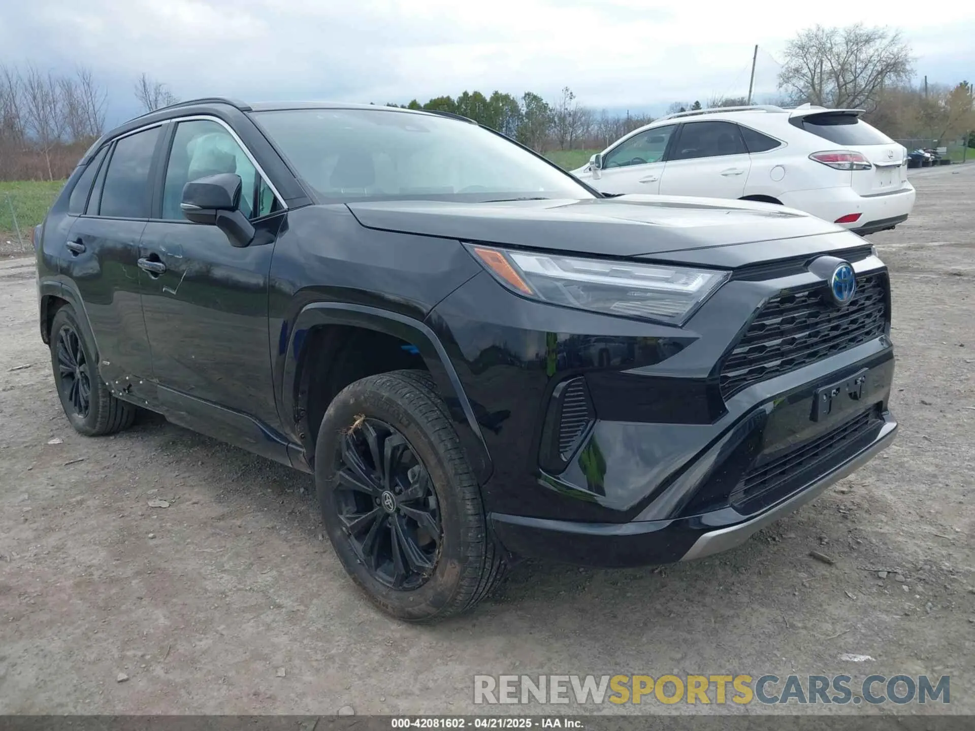 1 Photograph of a damaged car 2T3T6RFV2NW031305 TOYOTA RAV4 HYBRID 2022