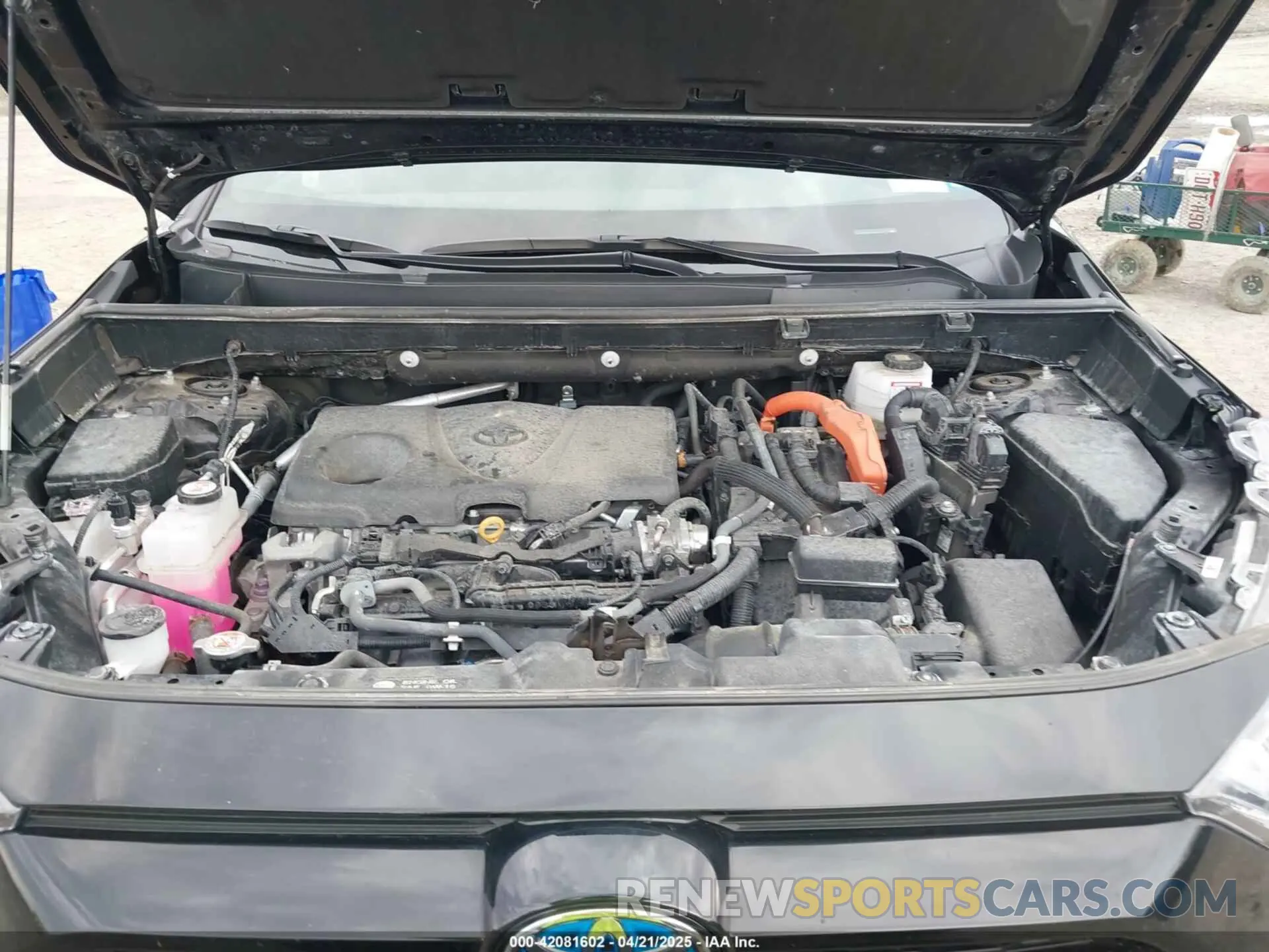 10 Photograph of a damaged car 2T3T6RFV2NW031305 TOYOTA RAV4 HYBRID 2022