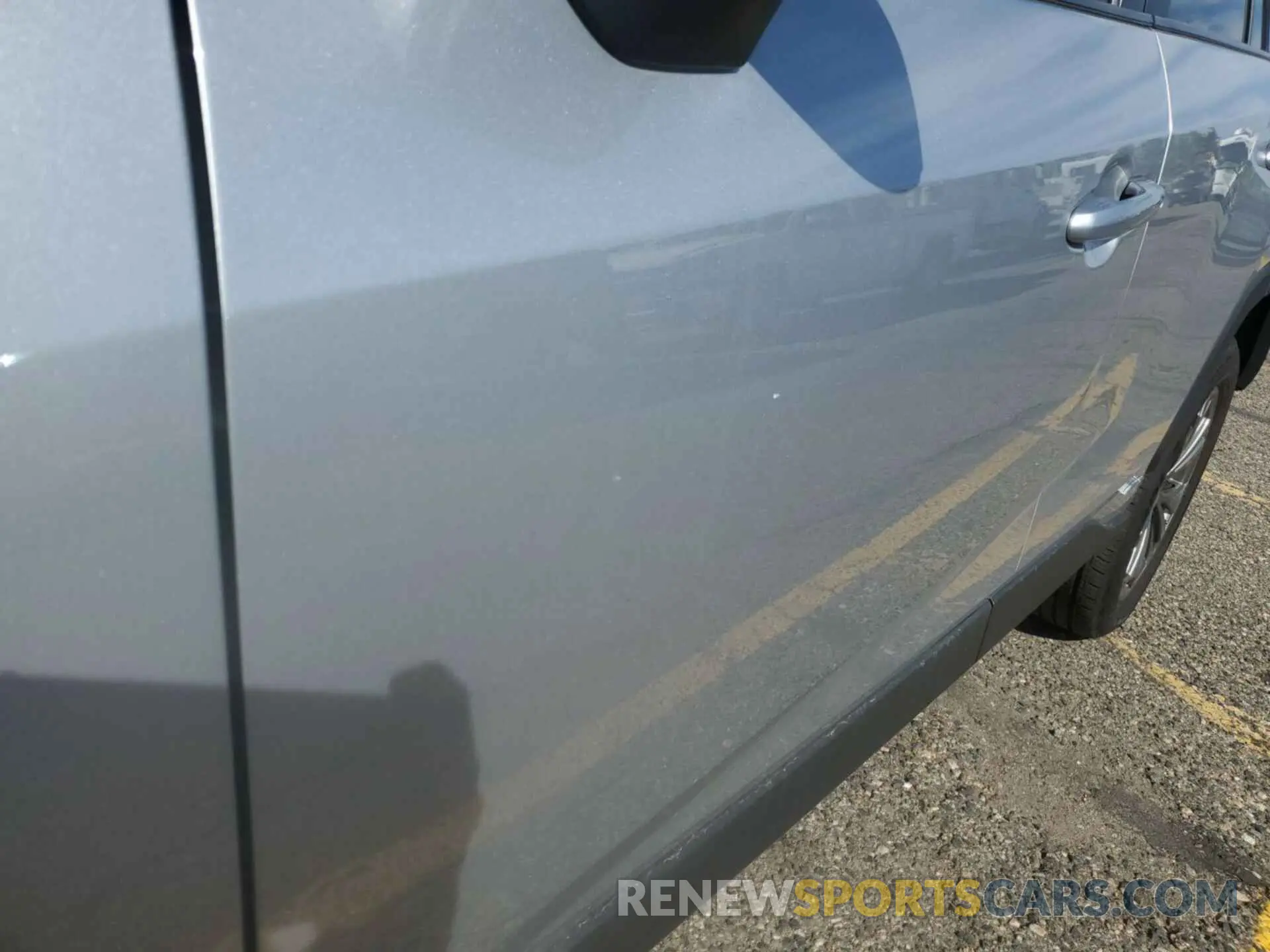 10 Photograph of a damaged car 4T3B6RFV4NU084647 TOYOTA RAV4 HYBRID 2022