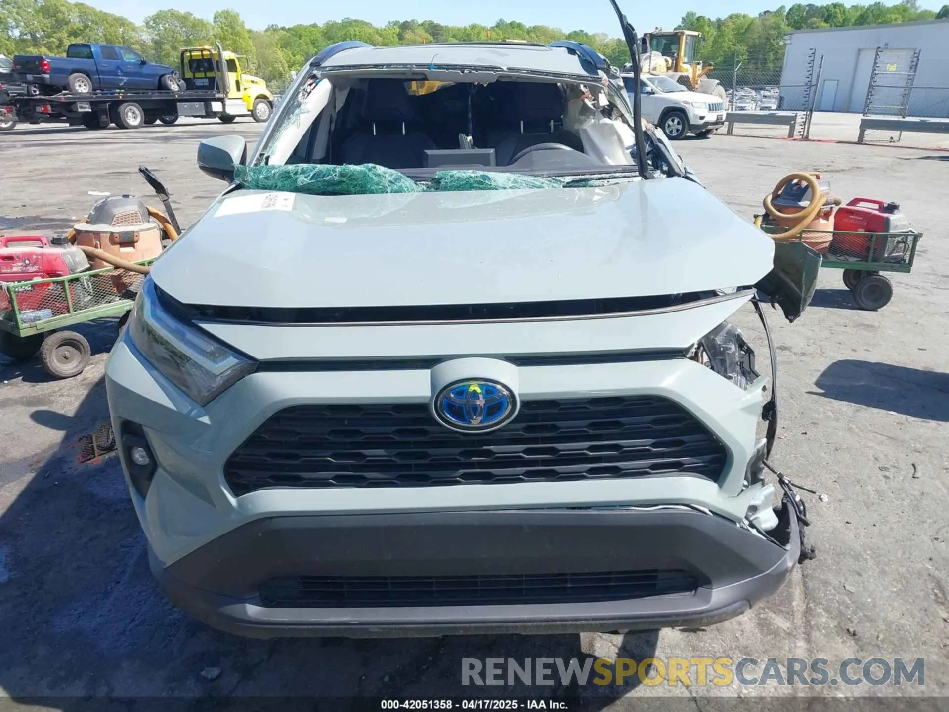 12 Photograph of a damaged car 4T3B6RFV7NU090829 TOYOTA RAV4 HYBRID 2022