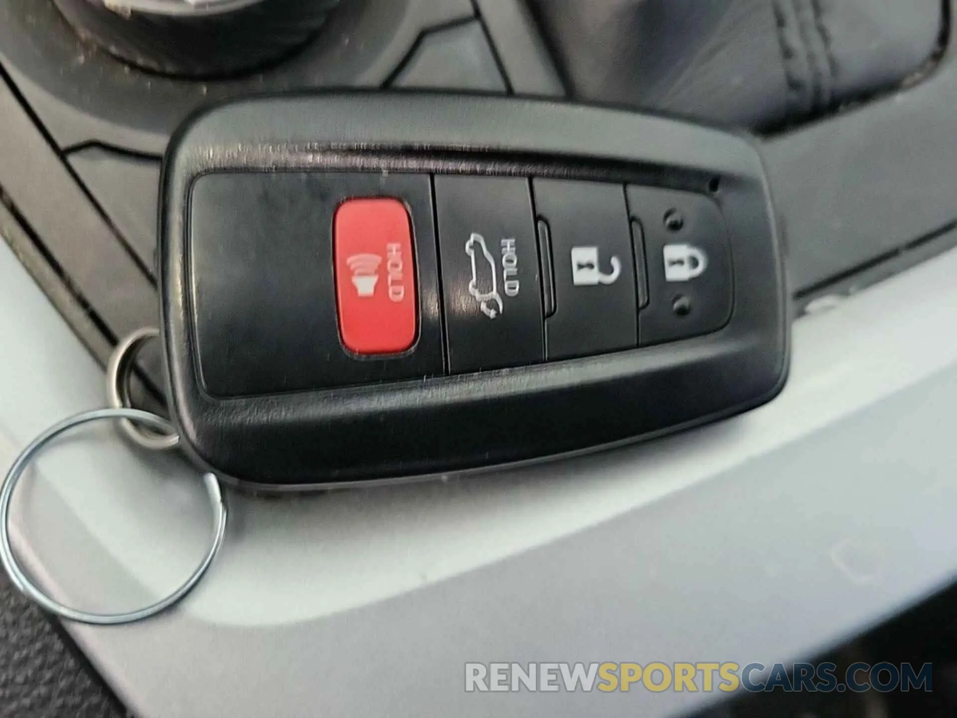 22 Photograph of a damaged car 4T3B6RFV9NU084868 TOYOTA RAV4 HYBRID 2022