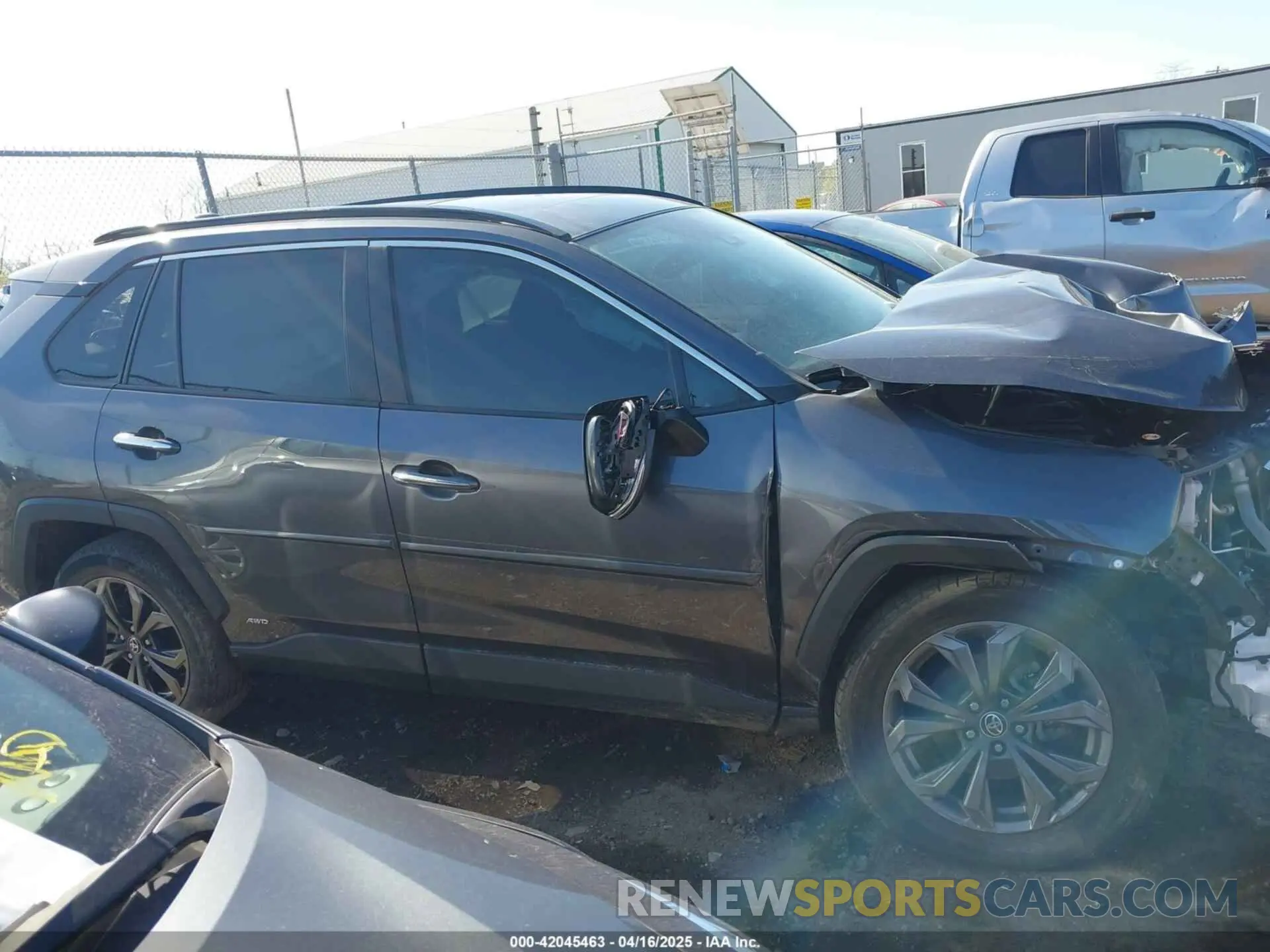 14 Photograph of a damaged car 4T3D6RFV2NU069976 TOYOTA RAV4 HYBRID 2022