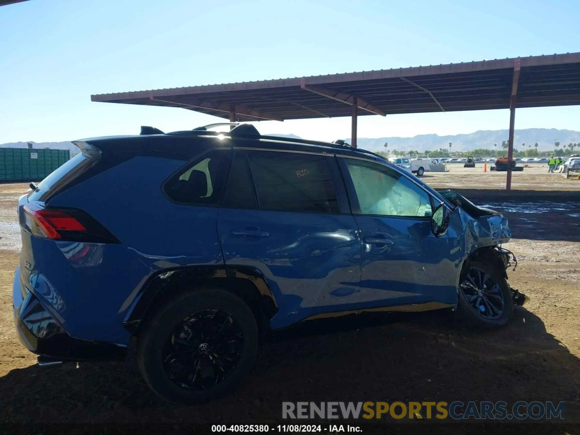 13 Photograph of a damaged car 4T3E6RFV7NU074854 TOYOTA RAV4 HYBRID 2022