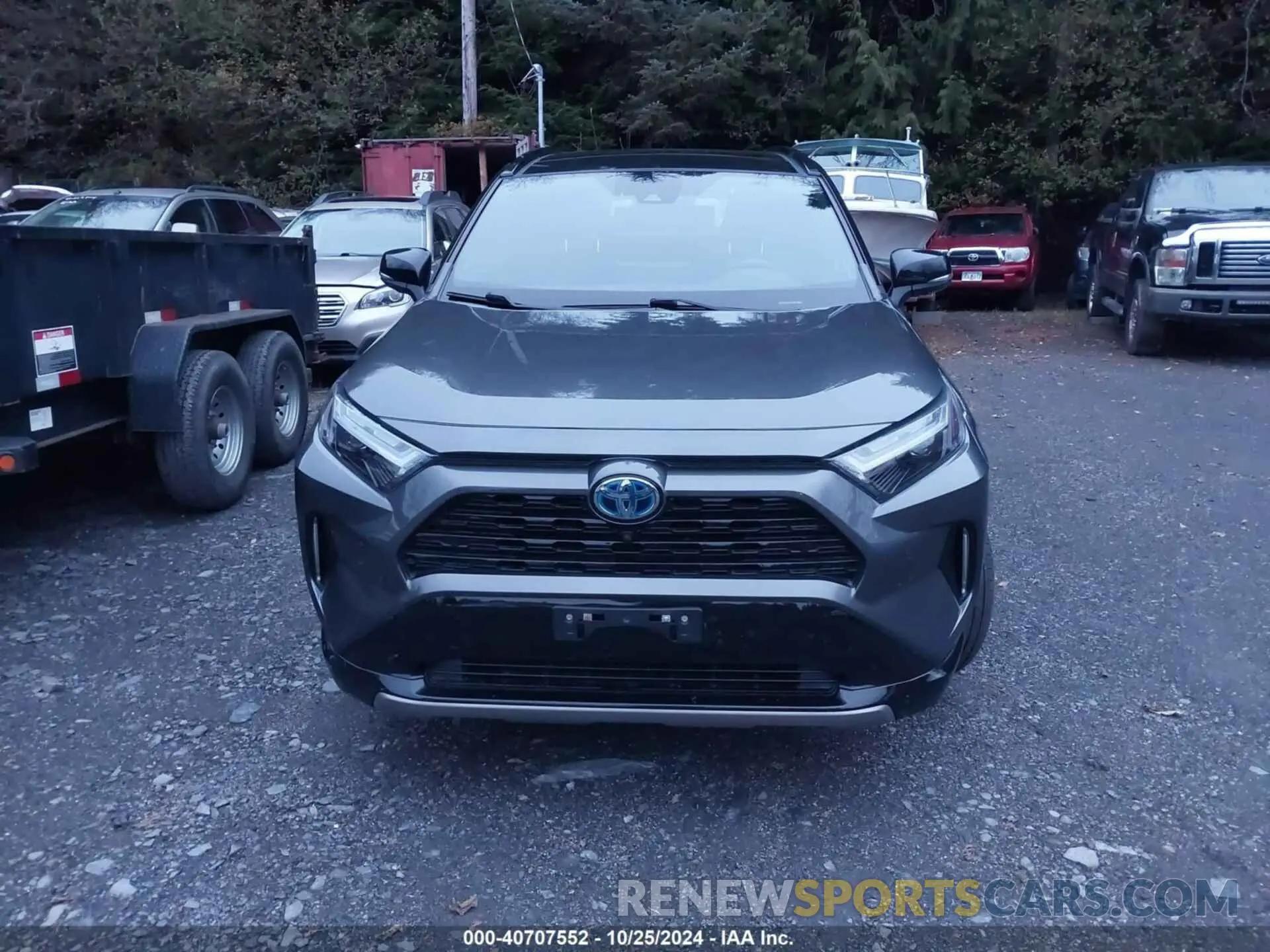 12 Photograph of a damaged car 4T3E6RFV8NU075012 TOYOTA RAV4 HYBRID 2022