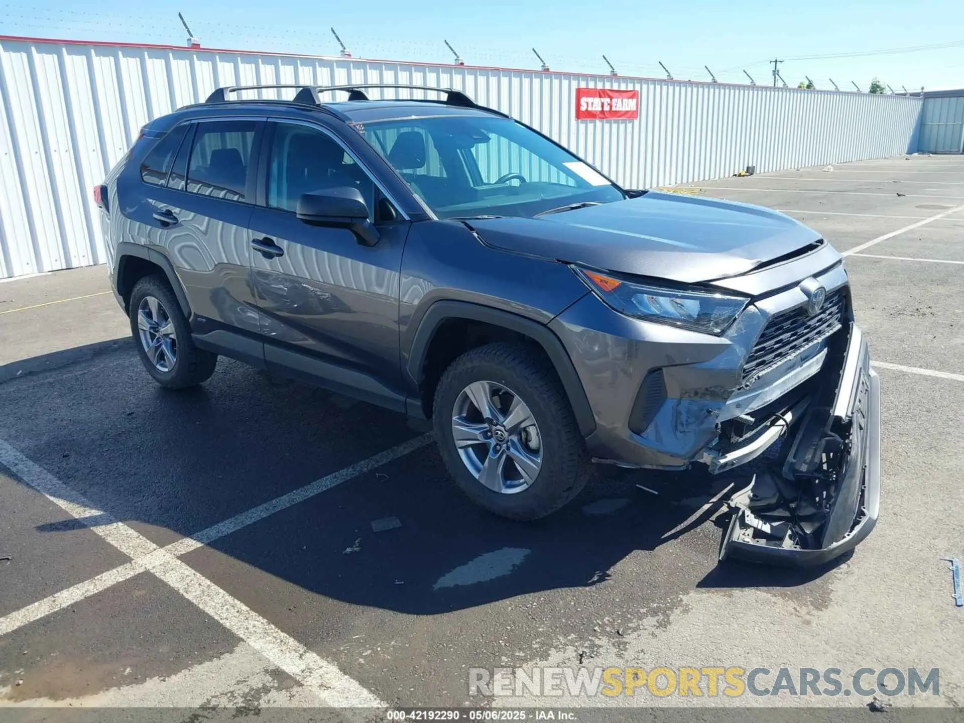 1 Photograph of a damaged car 4T3LWRFV4NU068095 TOYOTA RAV4 HYBRID 2022