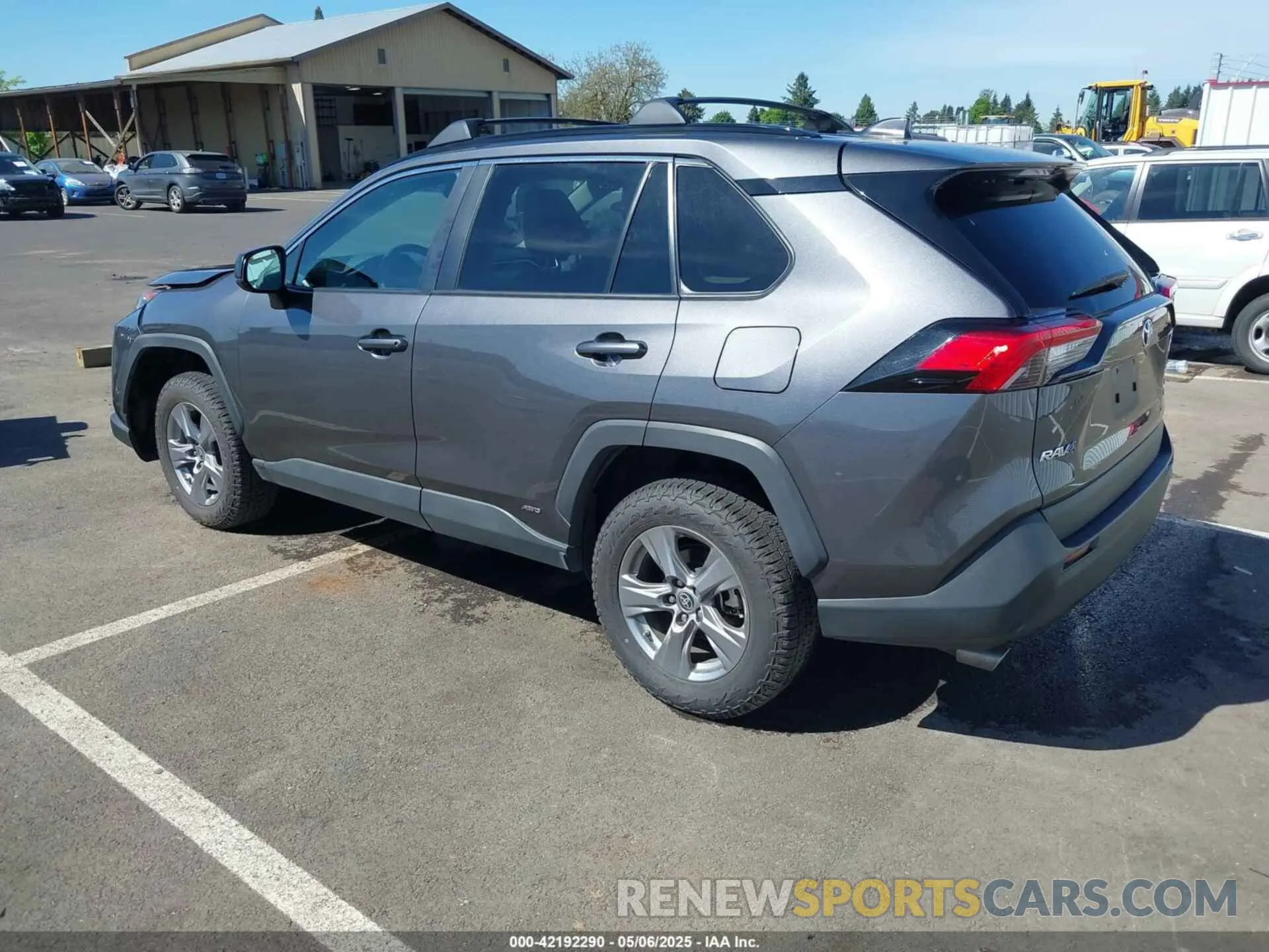 3 Photograph of a damaged car 4T3LWRFV4NU068095 TOYOTA RAV4 HYBRID 2022