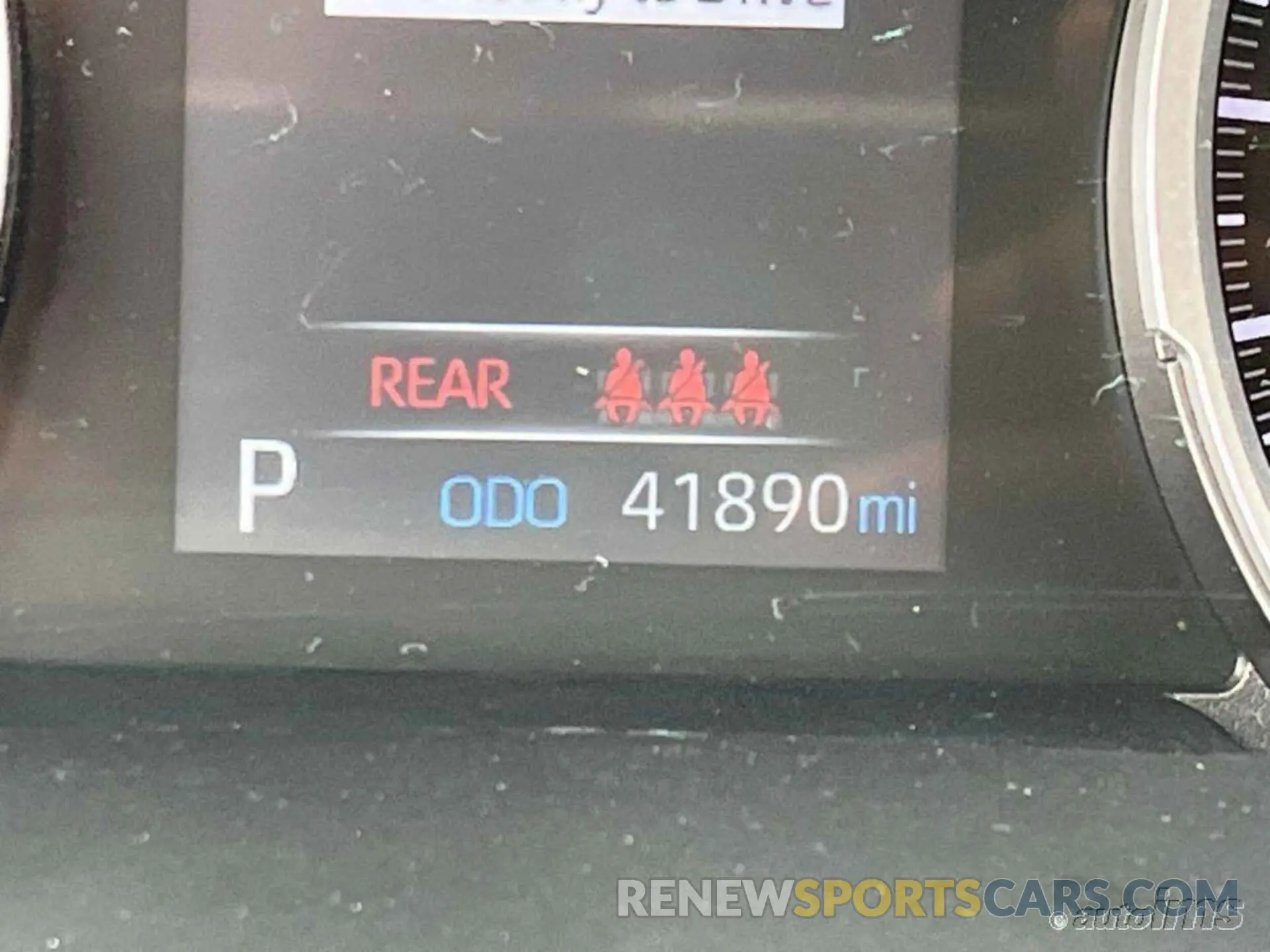 4 Photograph of a damaged car 4T3LWRFV7NU059763 TOYOTA RAV4 HYBRID 2022